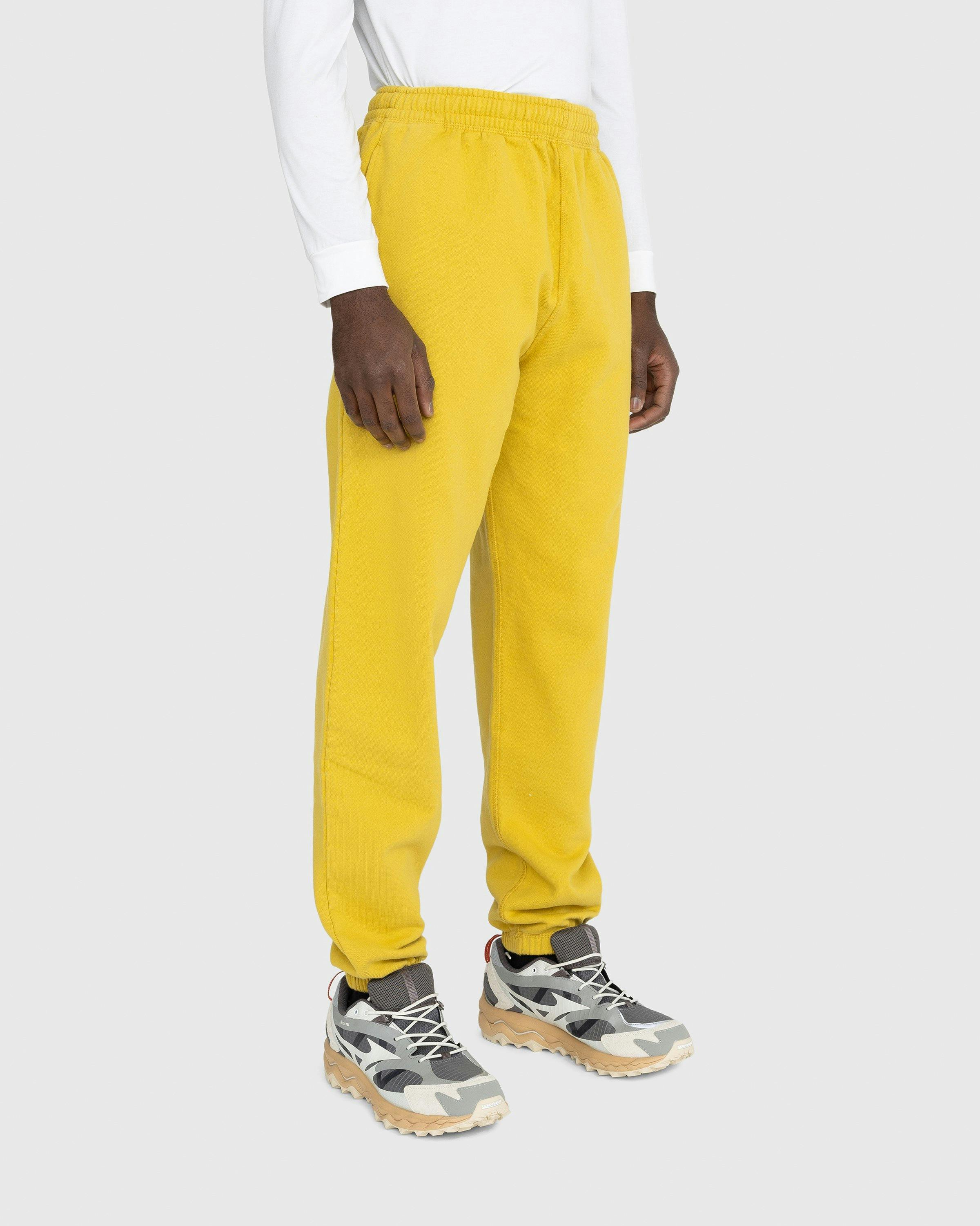 Highsnobiety - Heavy Fleece Pant Mustard - Clothing - Yellow - Image 4