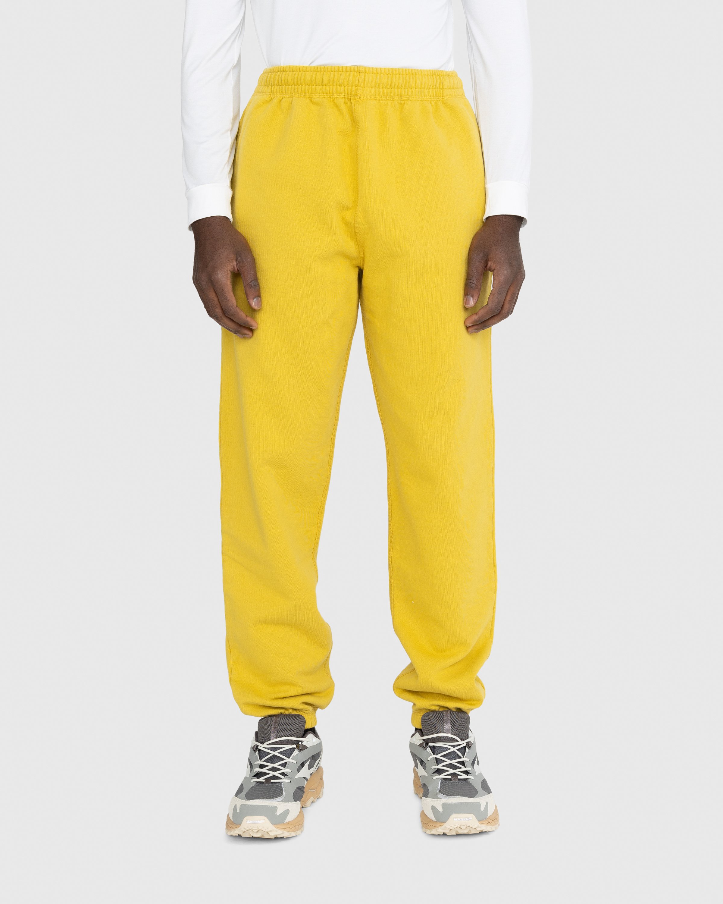 Highsnobiety - Heavy Fleece Pant Mustard - Clothing - Yellow - Image 2