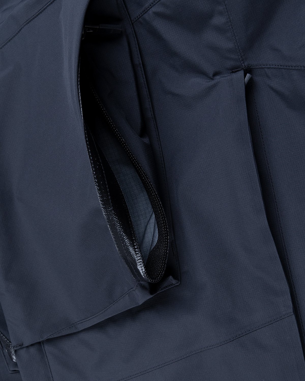 ACRONYM - J96-GT Jacket Black - Clothing - Black - Image 8