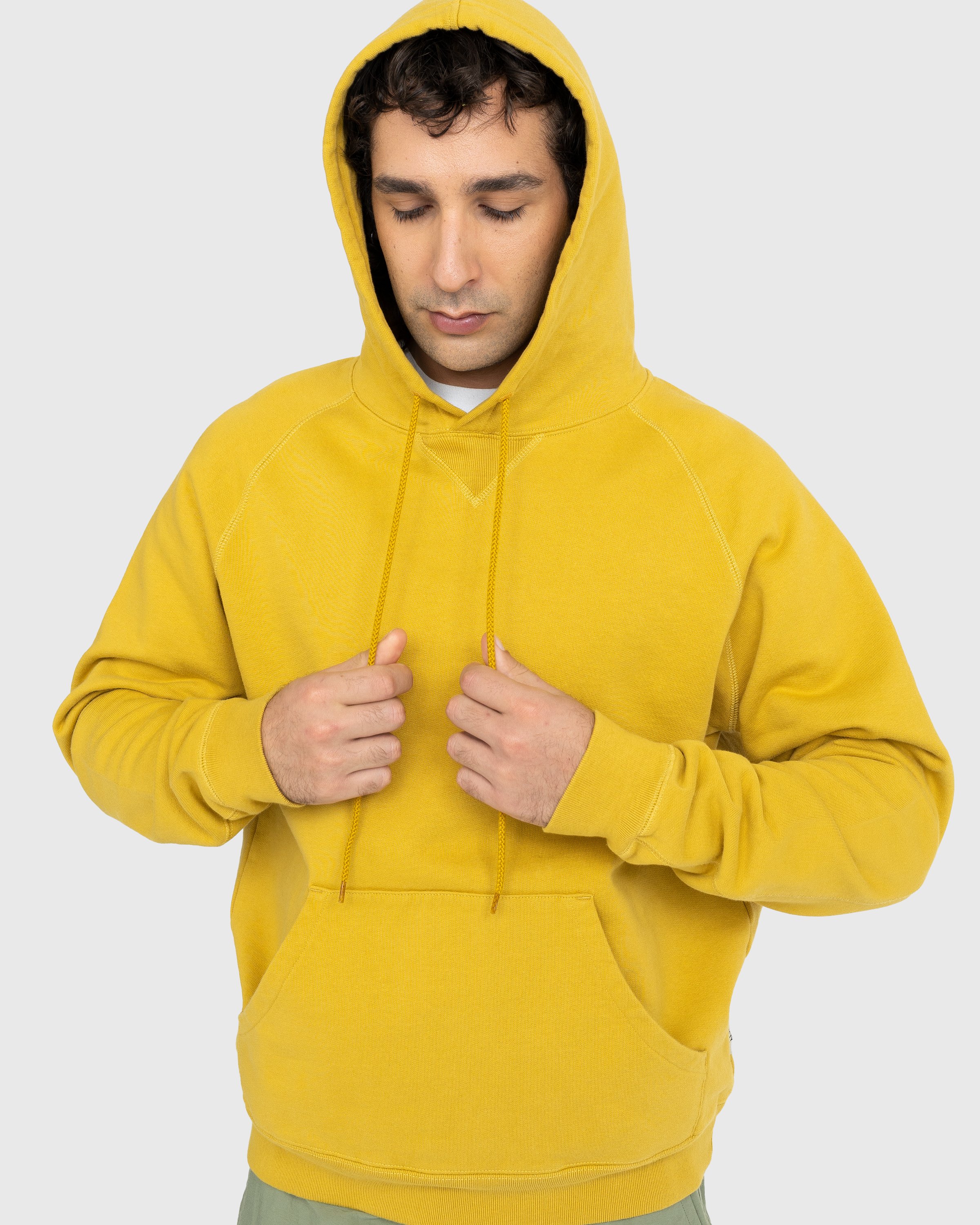 Highsnobiety - Heavy Fleece Hoodie Mustard - Clothing - Yellow - Image 5