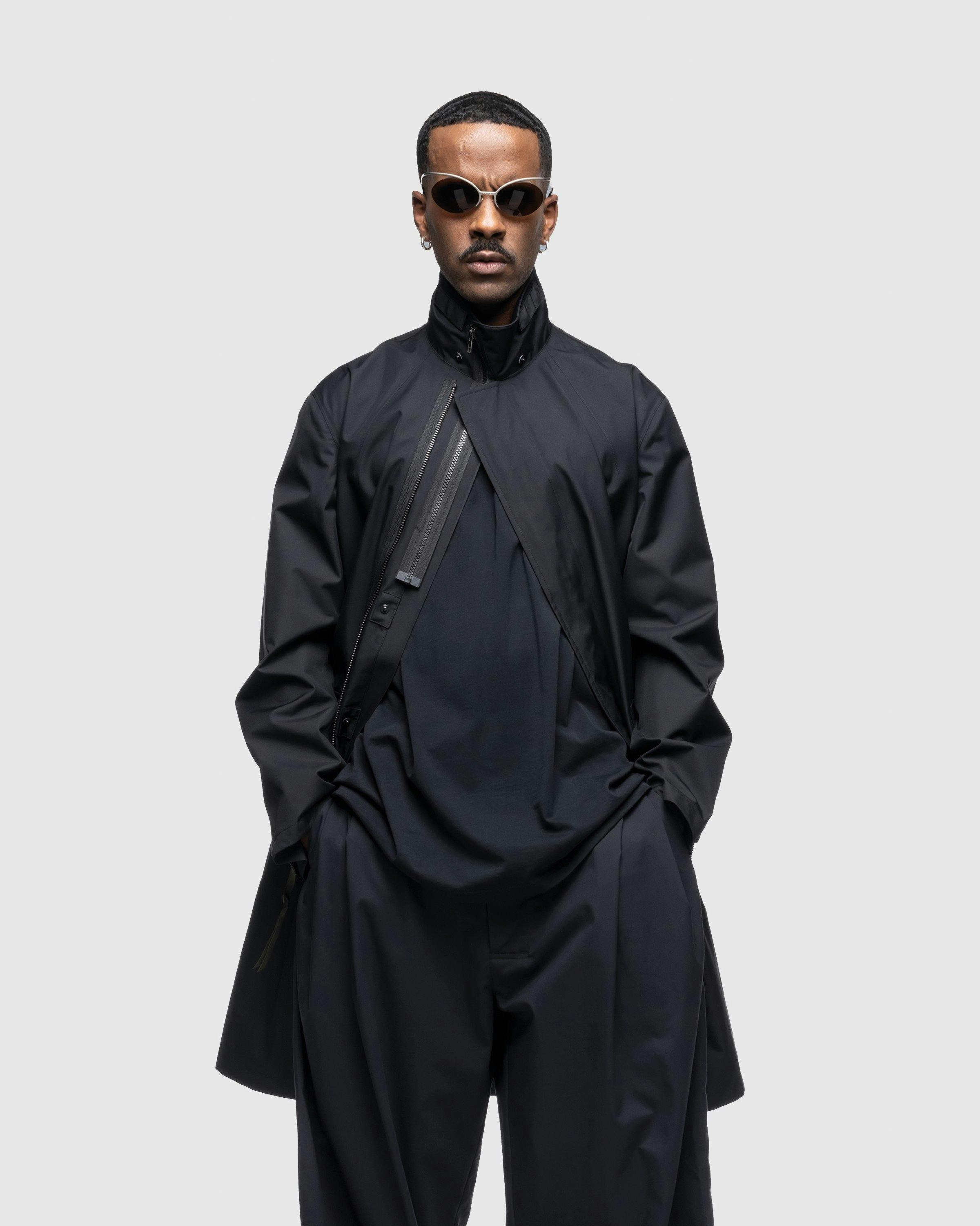 ACRONYM – J103-GTV 2.5L Gore-Tex Coat Black