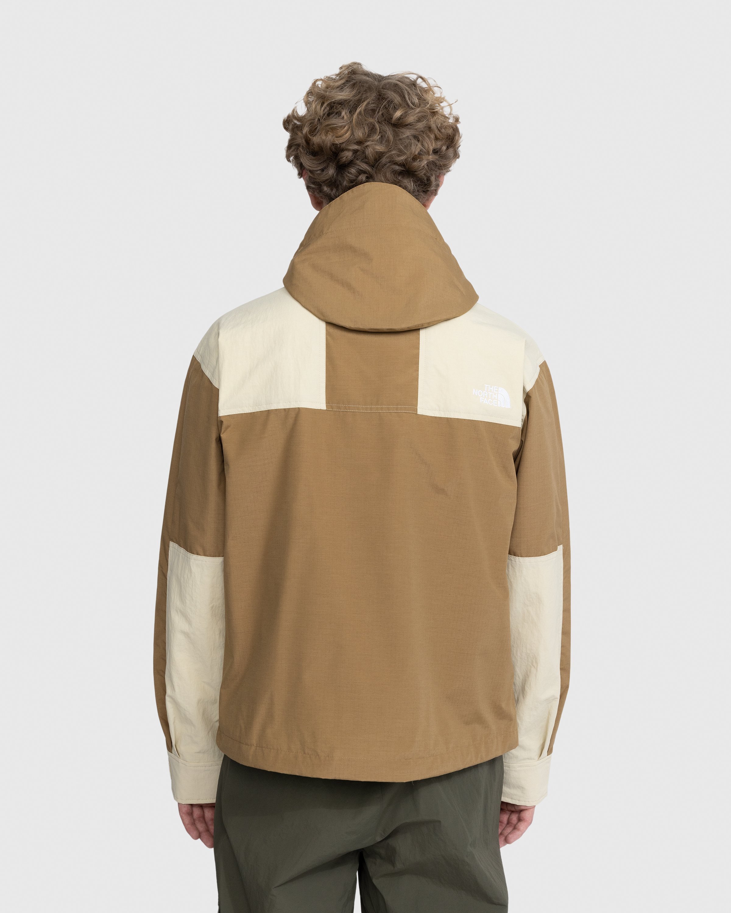 The North Face - ‘86 Low-Fi Hi-Tek Mountain Jacket Utility Brown/Gravel - Clothing - Brown - Image 4