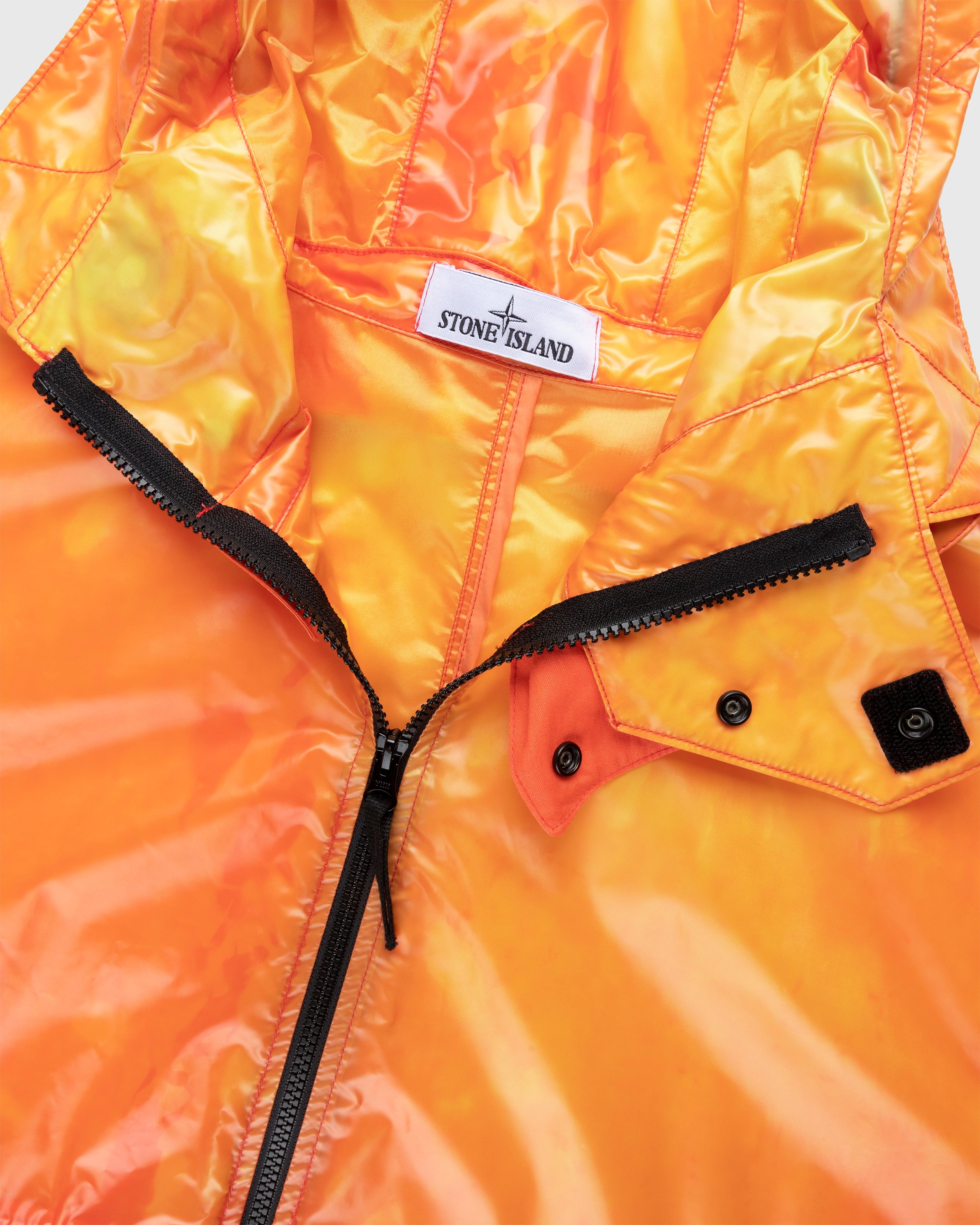Stone Island - 41599 Heat Reactive Nylon Jacket Orange - Clothing - Orange - Image 7
