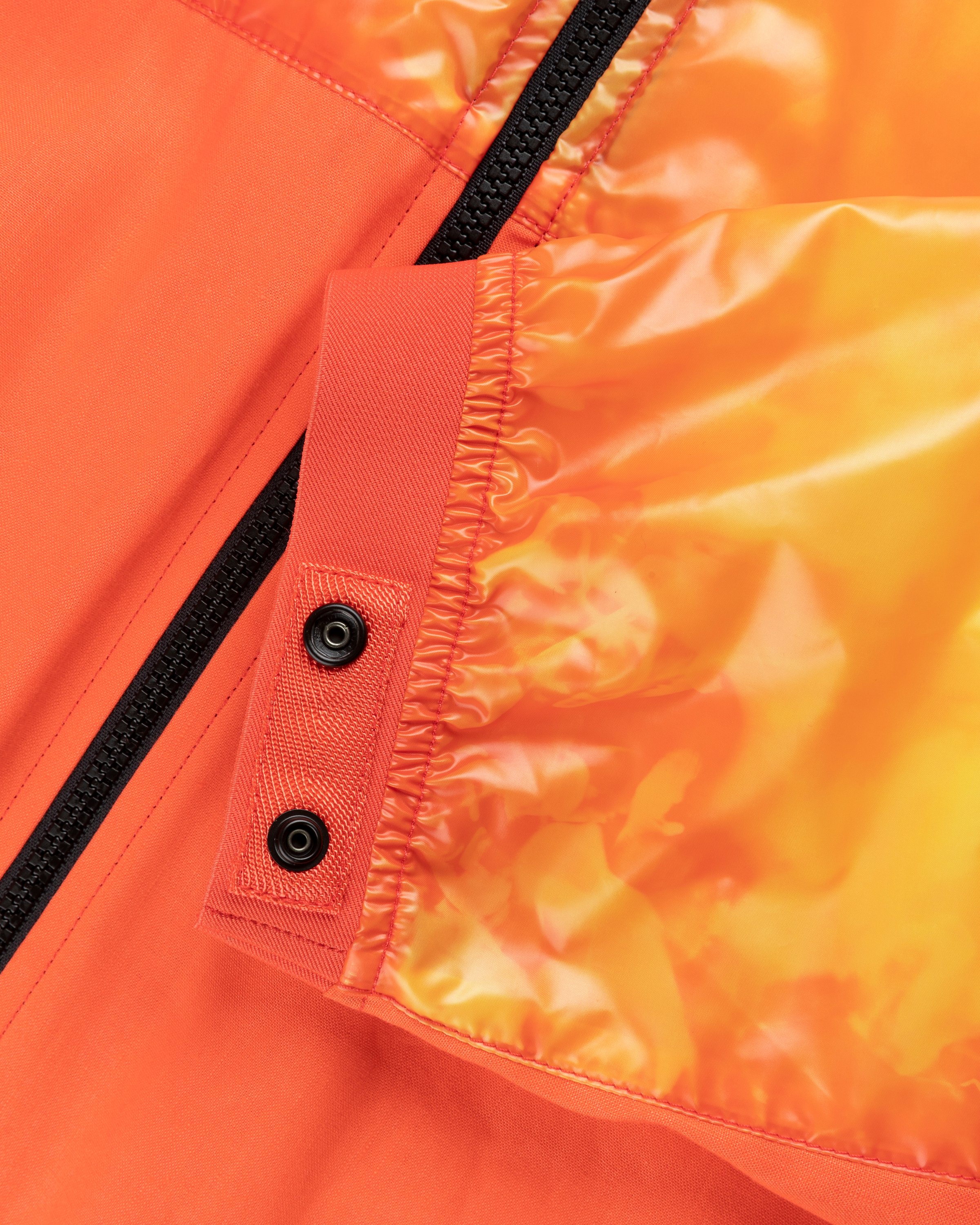 Stone Island - 41599 Heat Reactive Nylon Jacket Orange - Clothing - Orange - Image 6