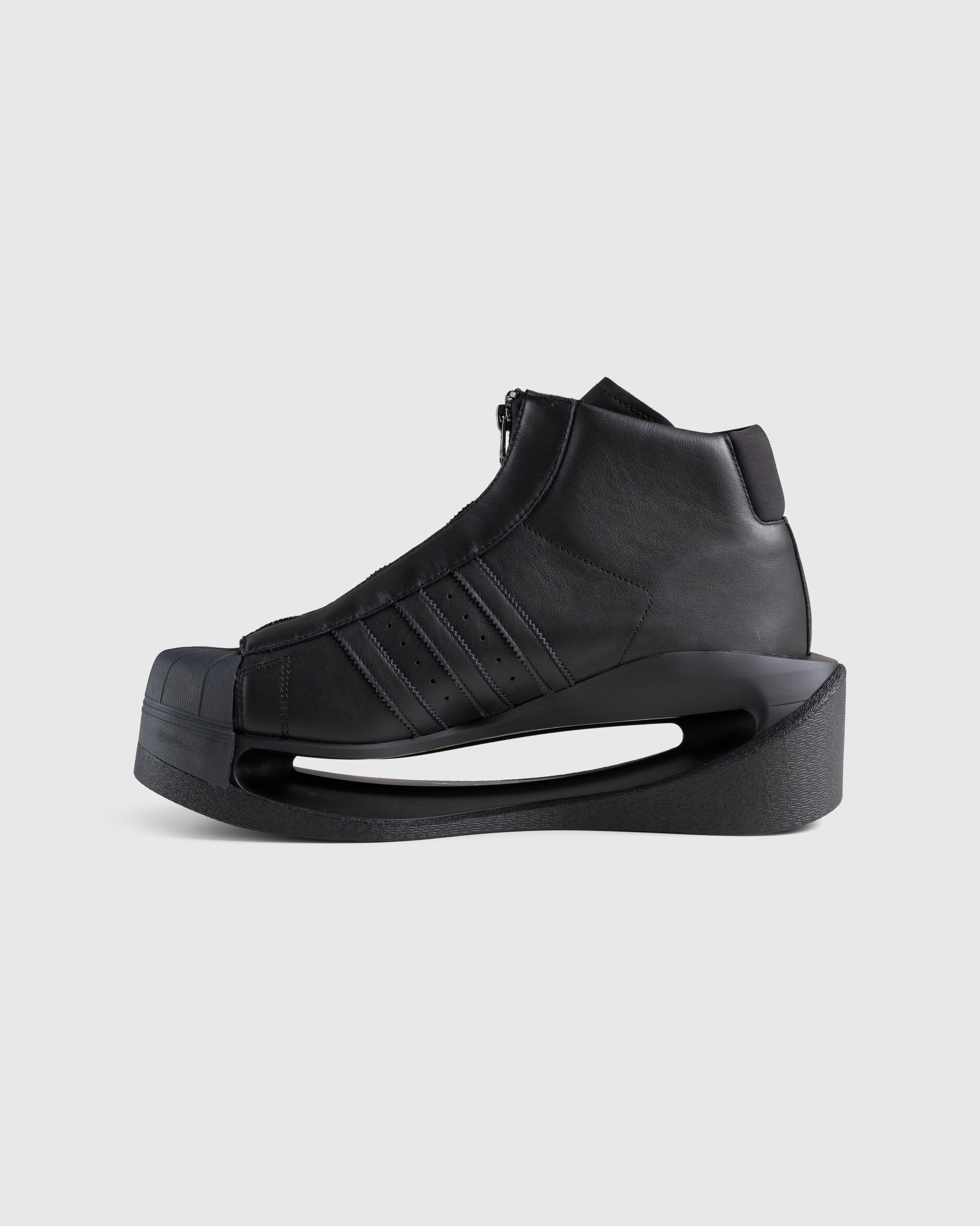 Y-3 - Gendo Pro Model Black - Footwear - Black - Image 2