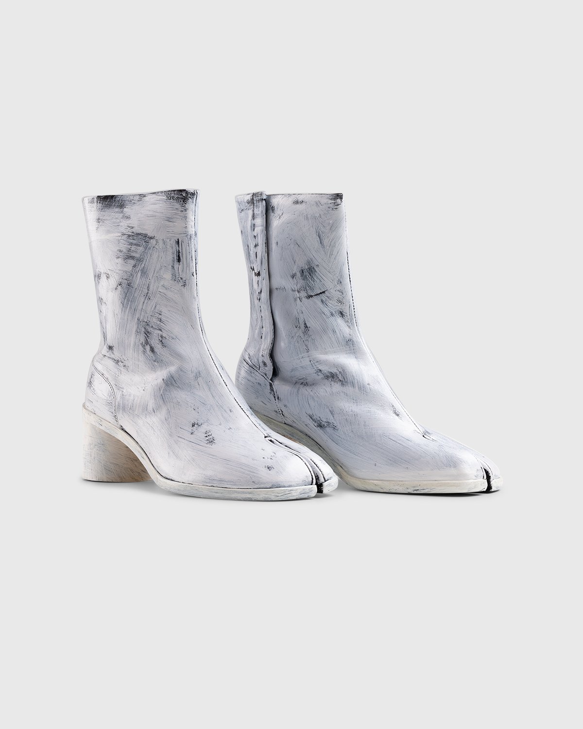 Maison Margiela - Tabi Bianchetto Chelsea Boots White - Footwear - White - Image 2