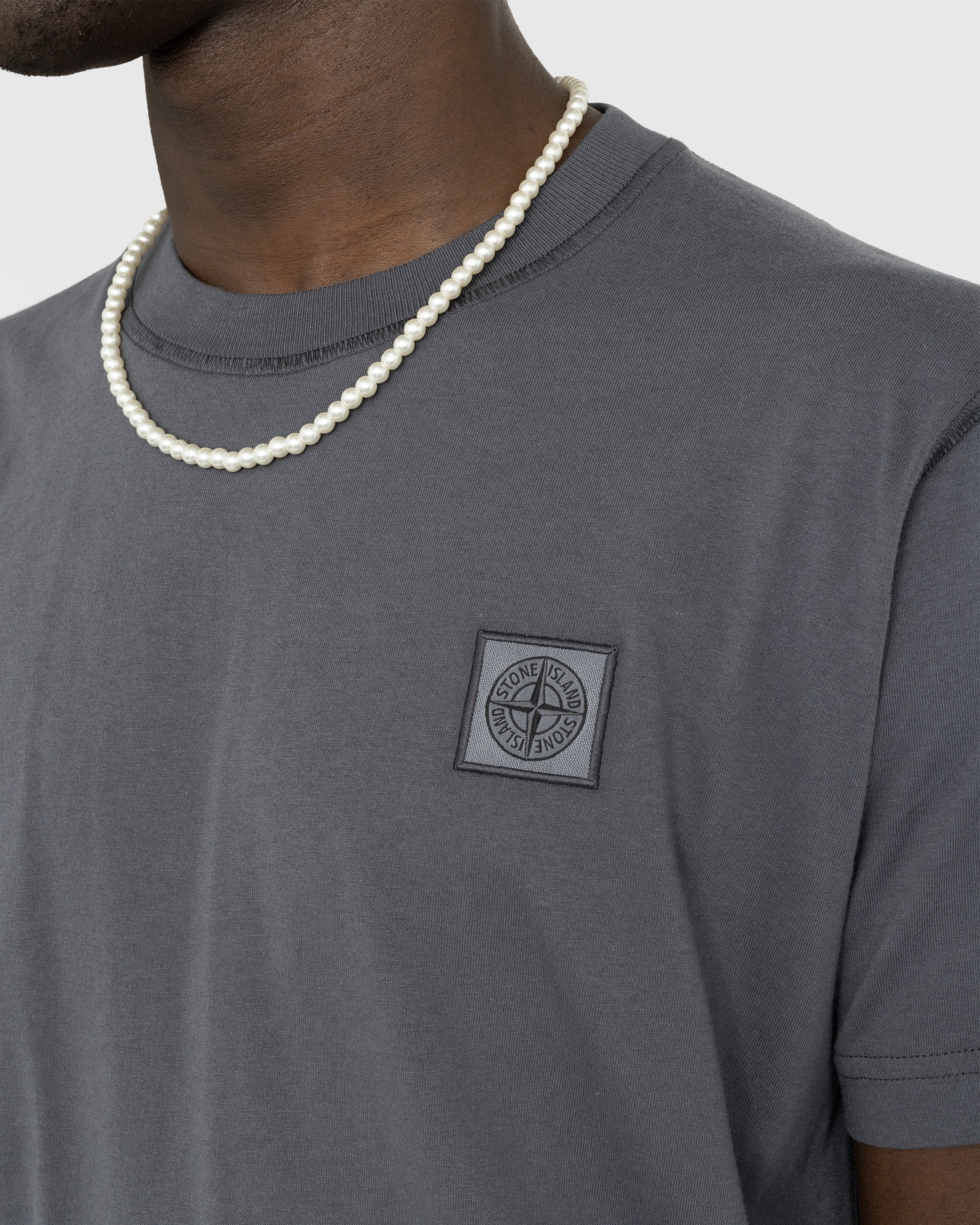 Stone Island - Fissato T-Shirt Lead Grey - Clothing - Grey - Image 4