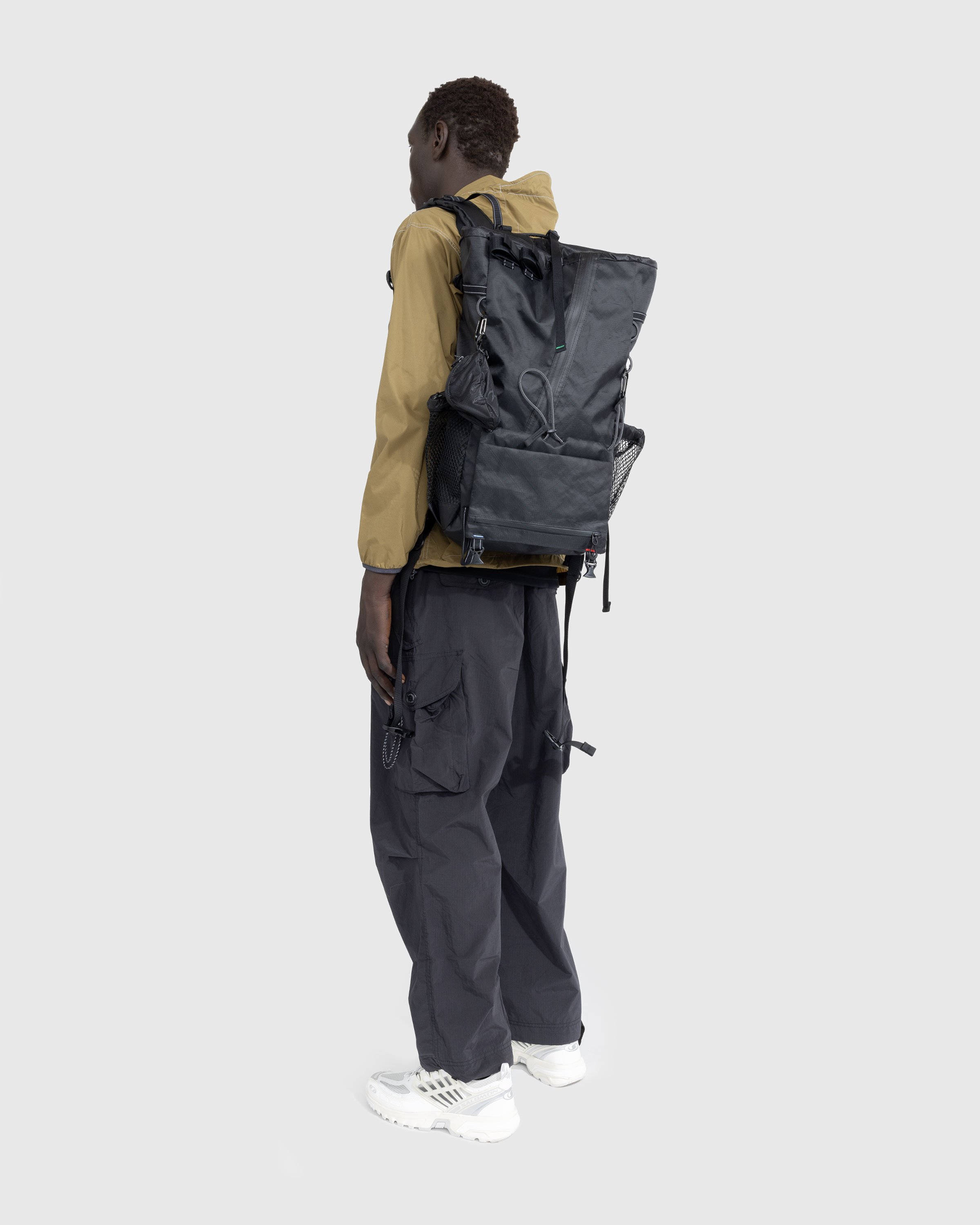 And Wander - ECOPAK 30L Backpack Black - Accessories - Black - Image 4