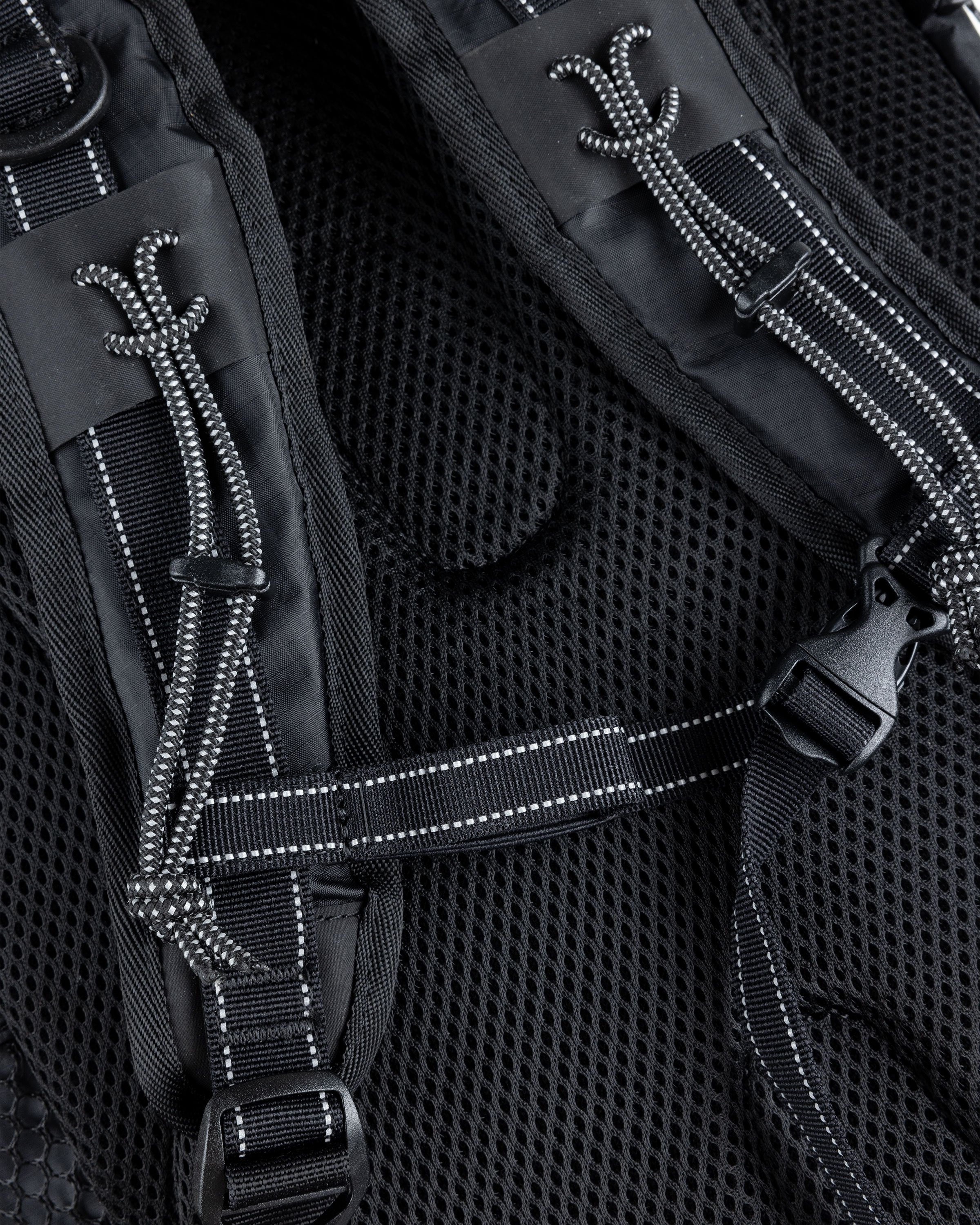 And Wander - ECOPAK 30L Backpack Black - Accessories - Black - Image 6