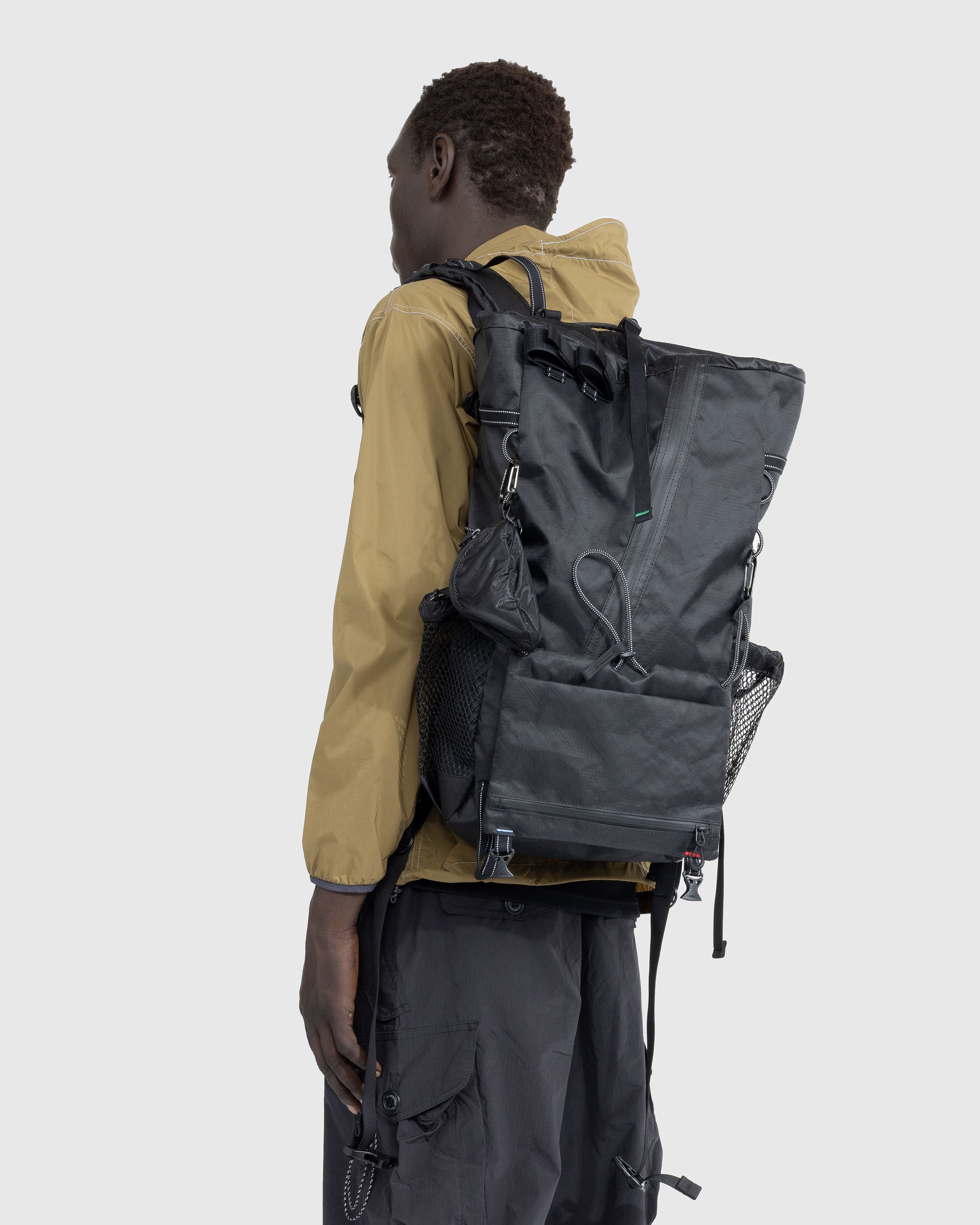 And Wander - ECOPAK 30L Backpack Black - Accessories - Black - Image 7
