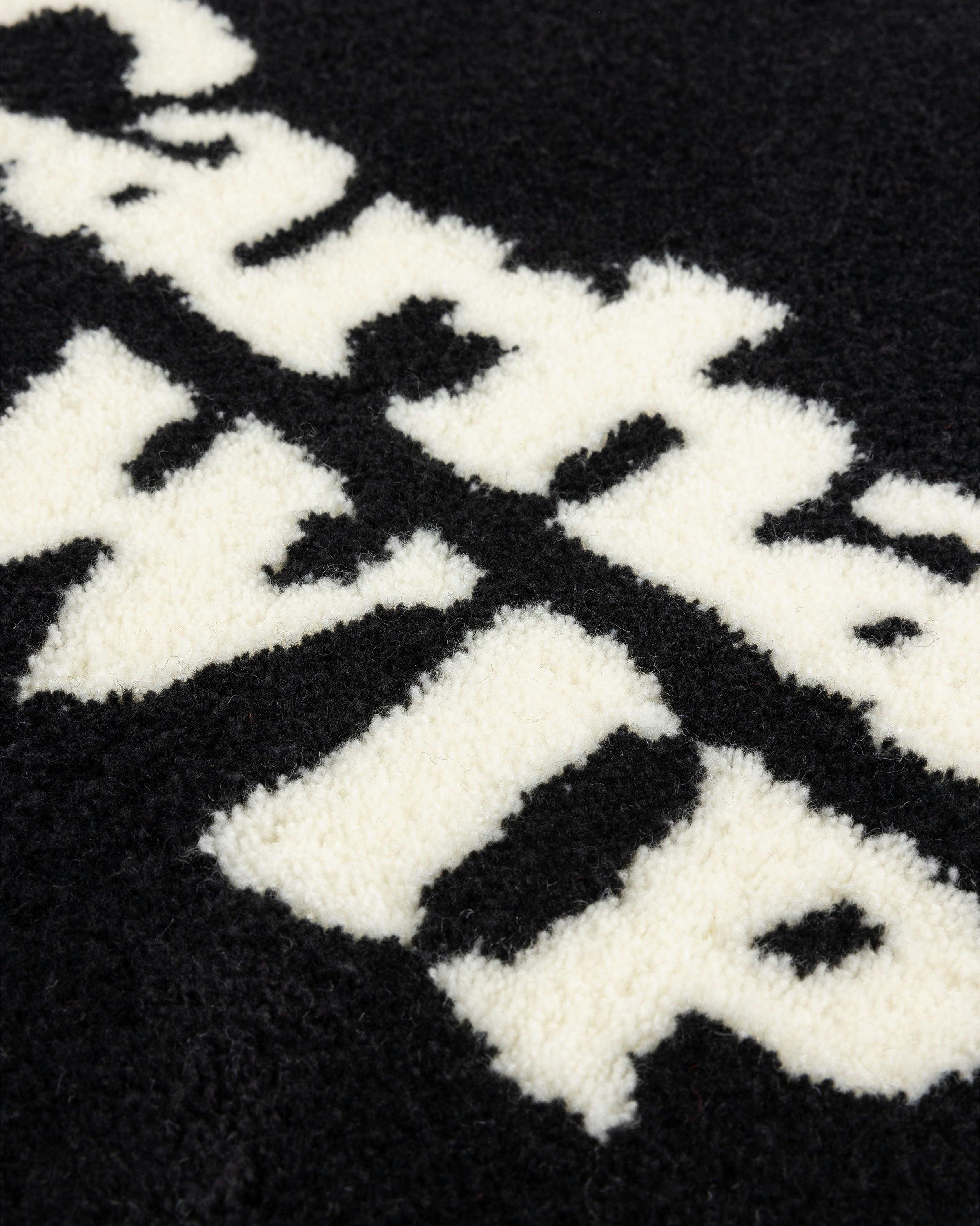 Carhartt WIP - Heart Rug Black - Lifestyle - Black - Image 2