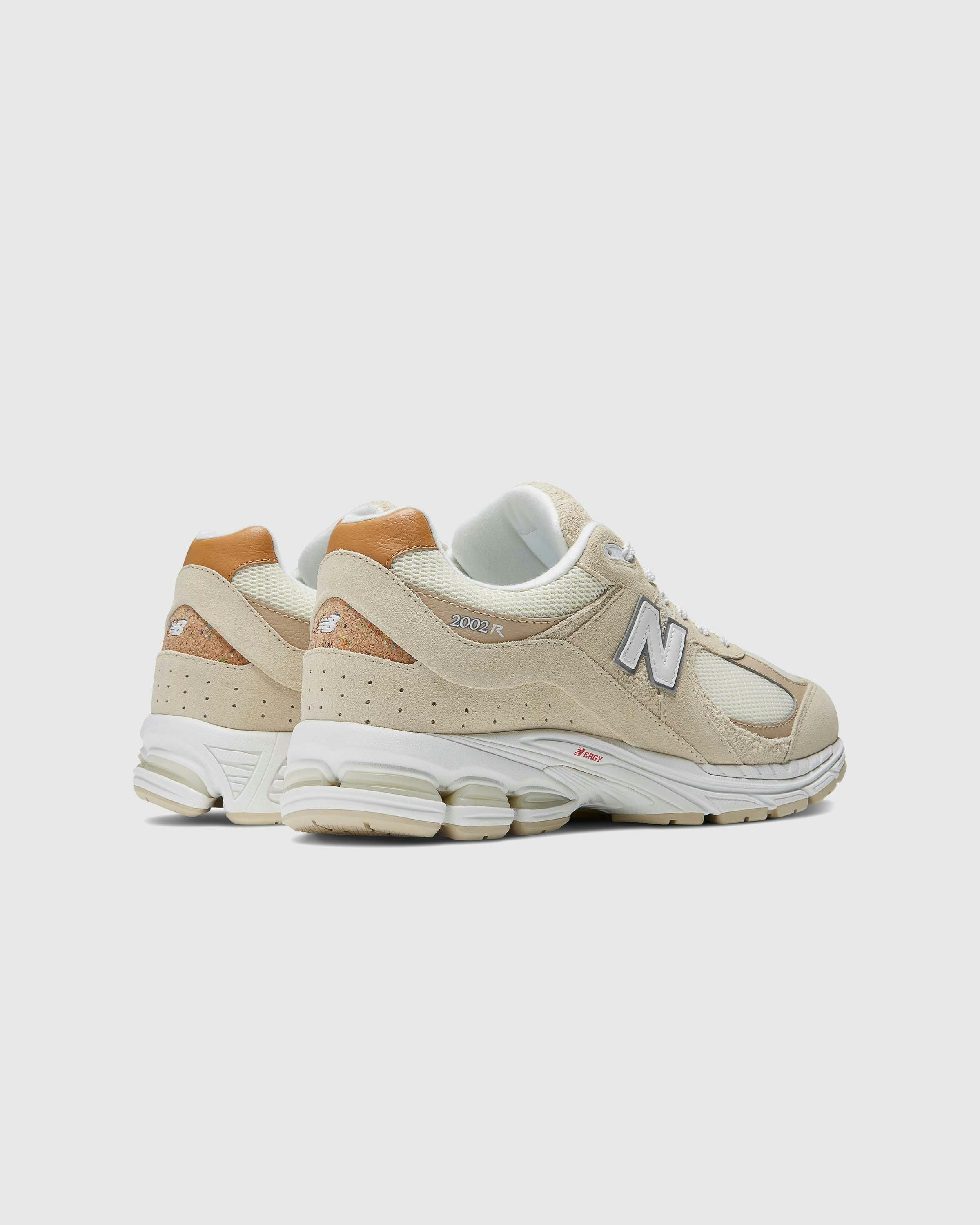 New Balance - M2002RSC Sandstone - Footwear - Beige - Image 4