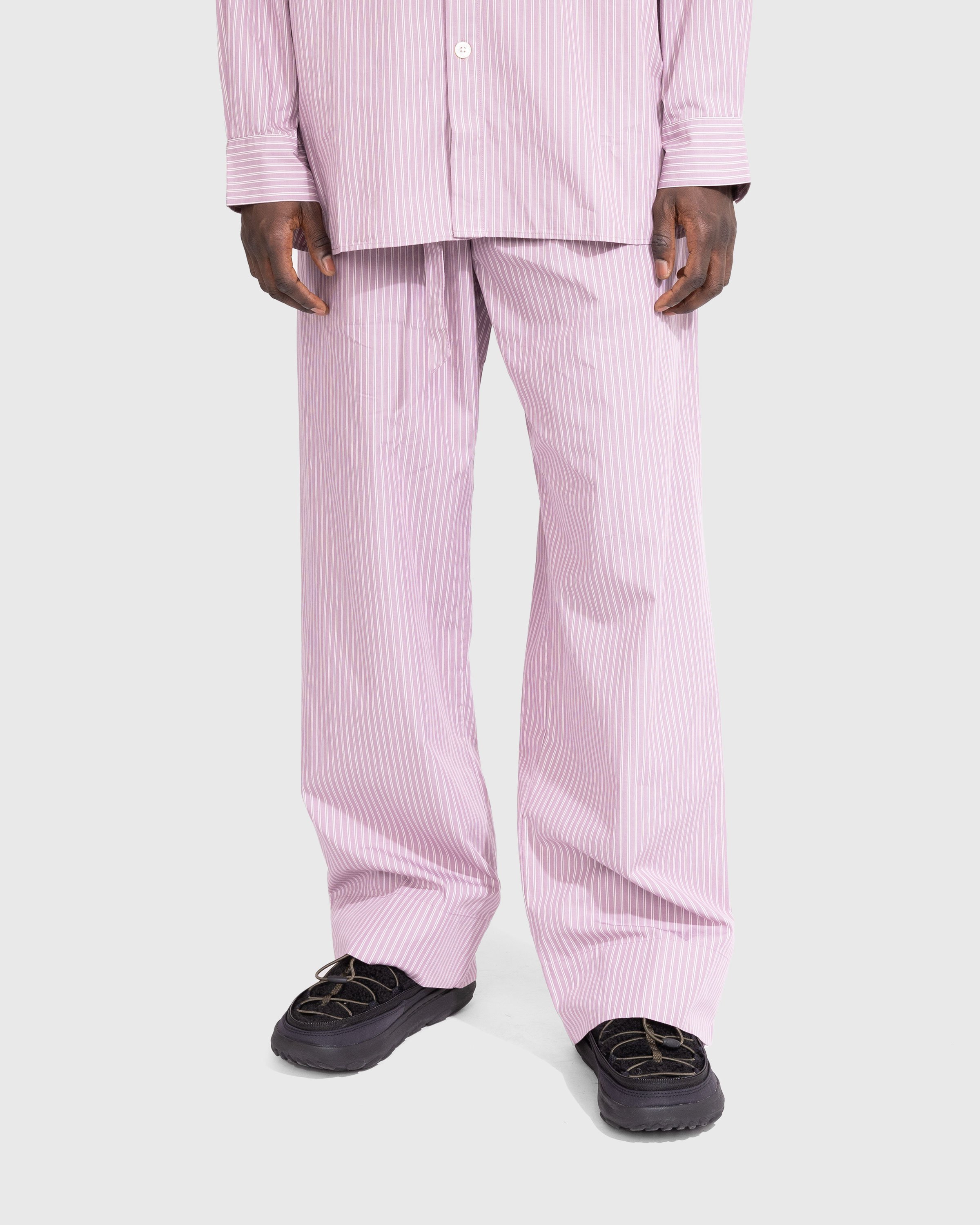 Birkenstock x Tekla - Poplin Pyjama Pants Mauve Stripes - Clothing - Purple - Image 2