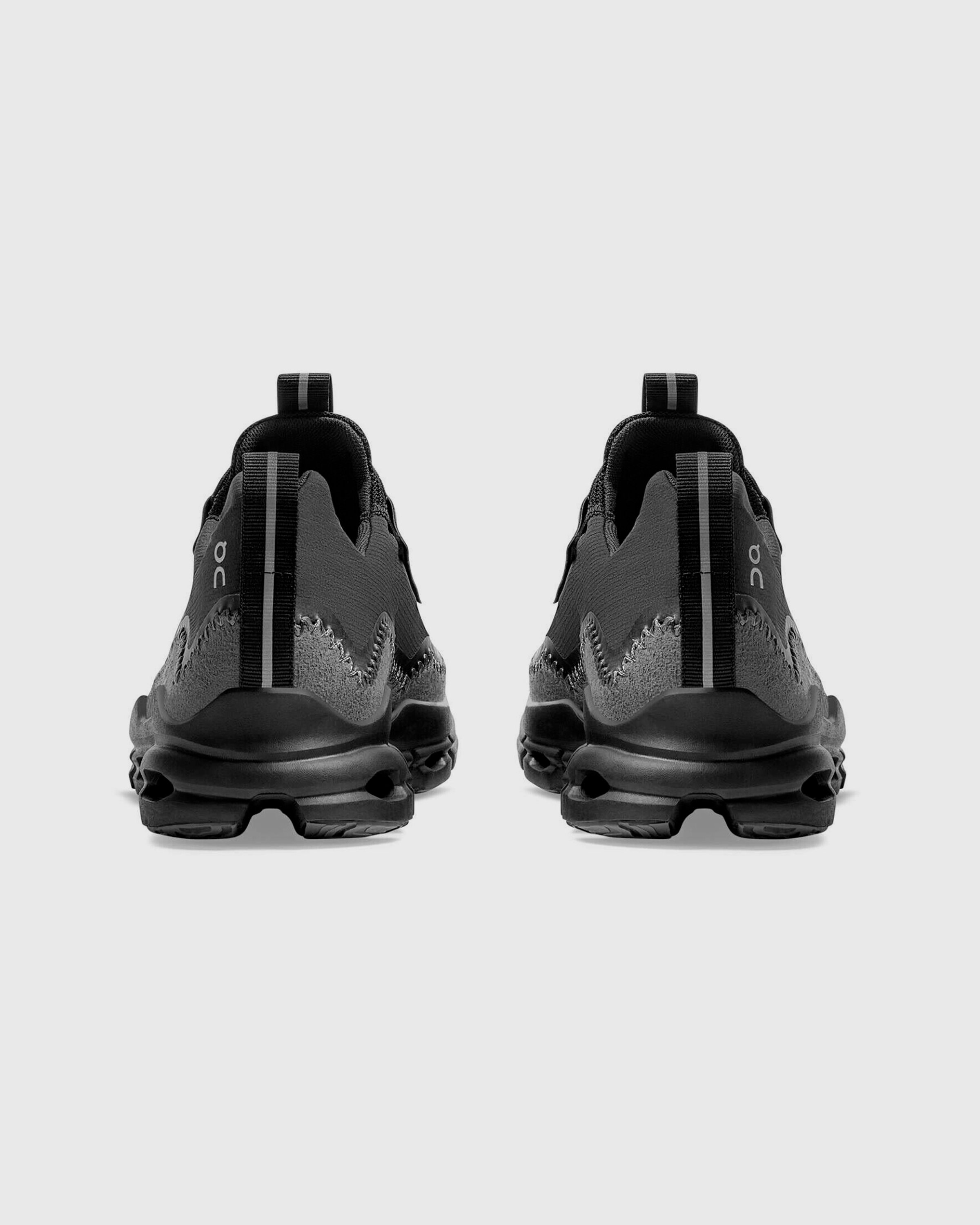 On - Cloudaway Black/Rock - Footwear - Black - Image 4