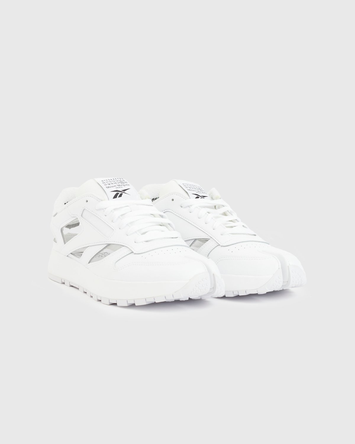 Maison Margiela x Reebok - Classic Leather Tabi Low White - Footwear - White - Image 2