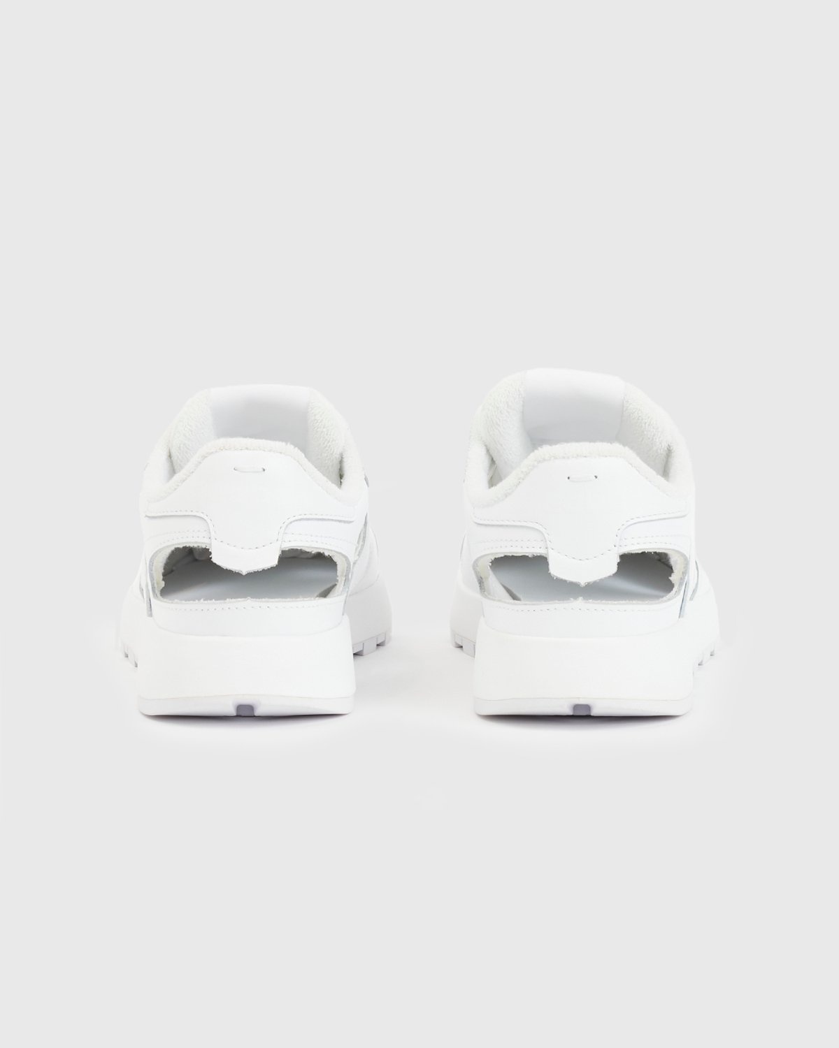 Maison Margiela x Reebok - Classic Leather Tabi Low White - Footwear - White - Image 3