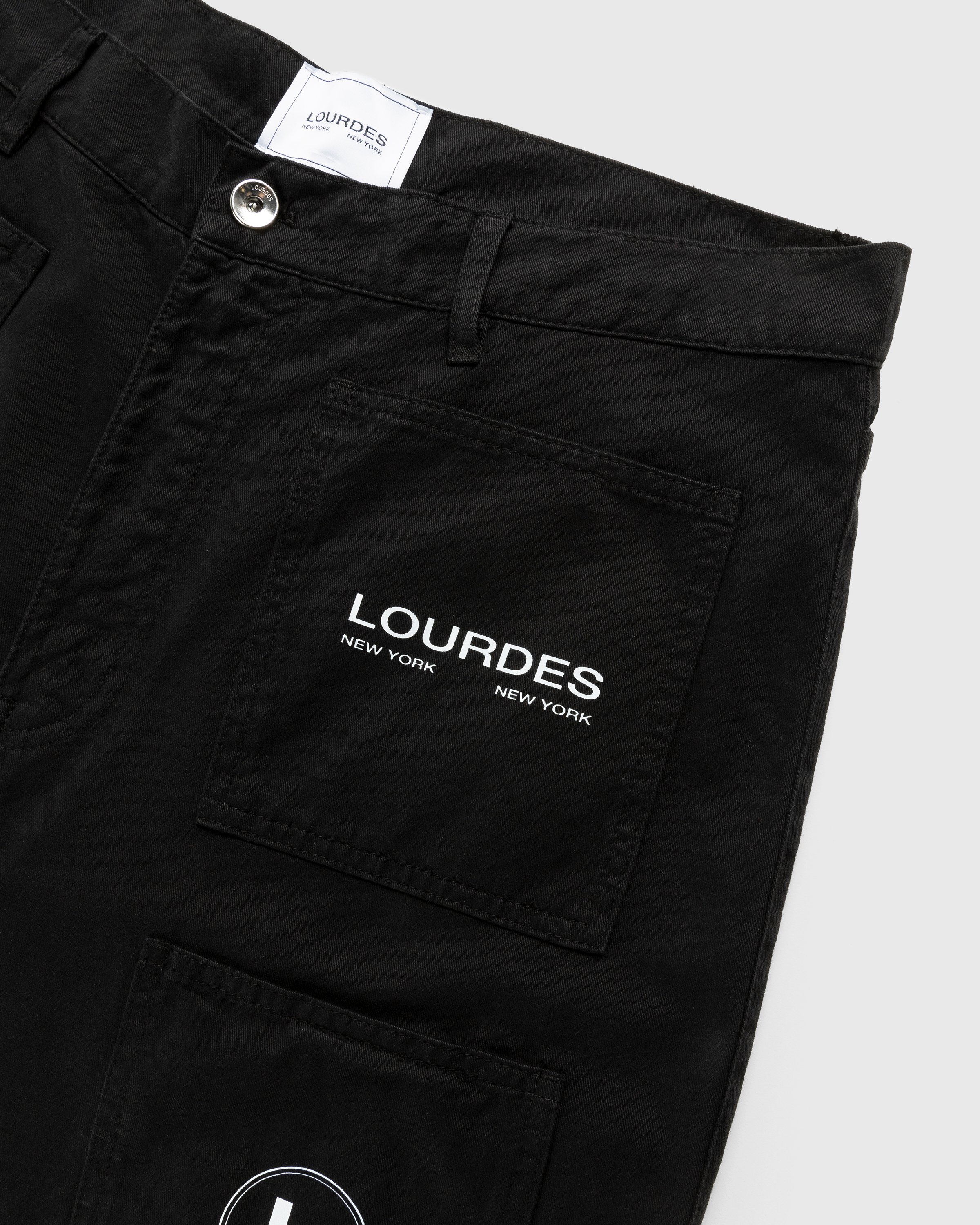 Lourdes New York - Multi-Pocket Cargo Short Black - Clothing - Black - Image 6