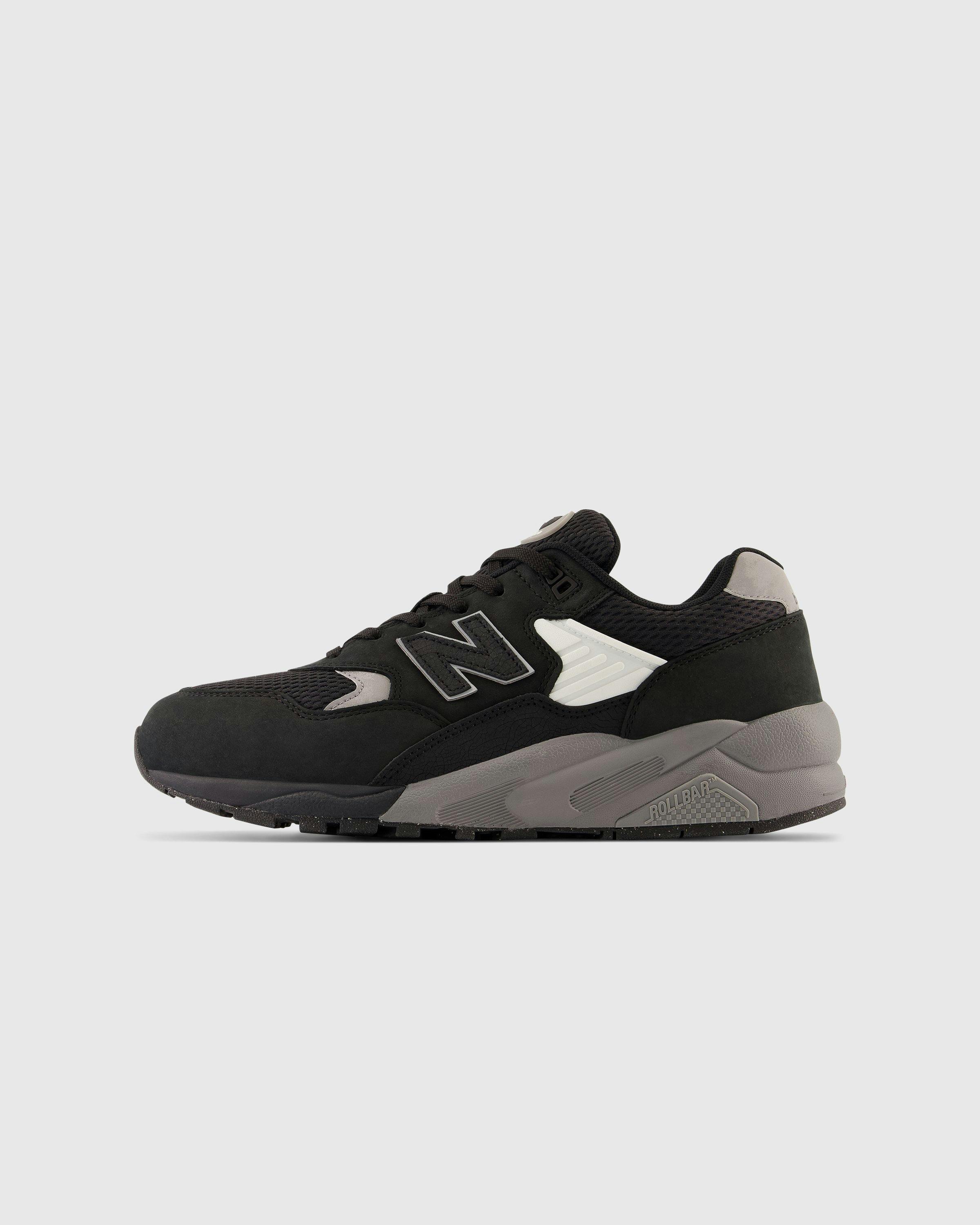 New Balance - MT 580 MDB Black - Footwear - Black - Image 2