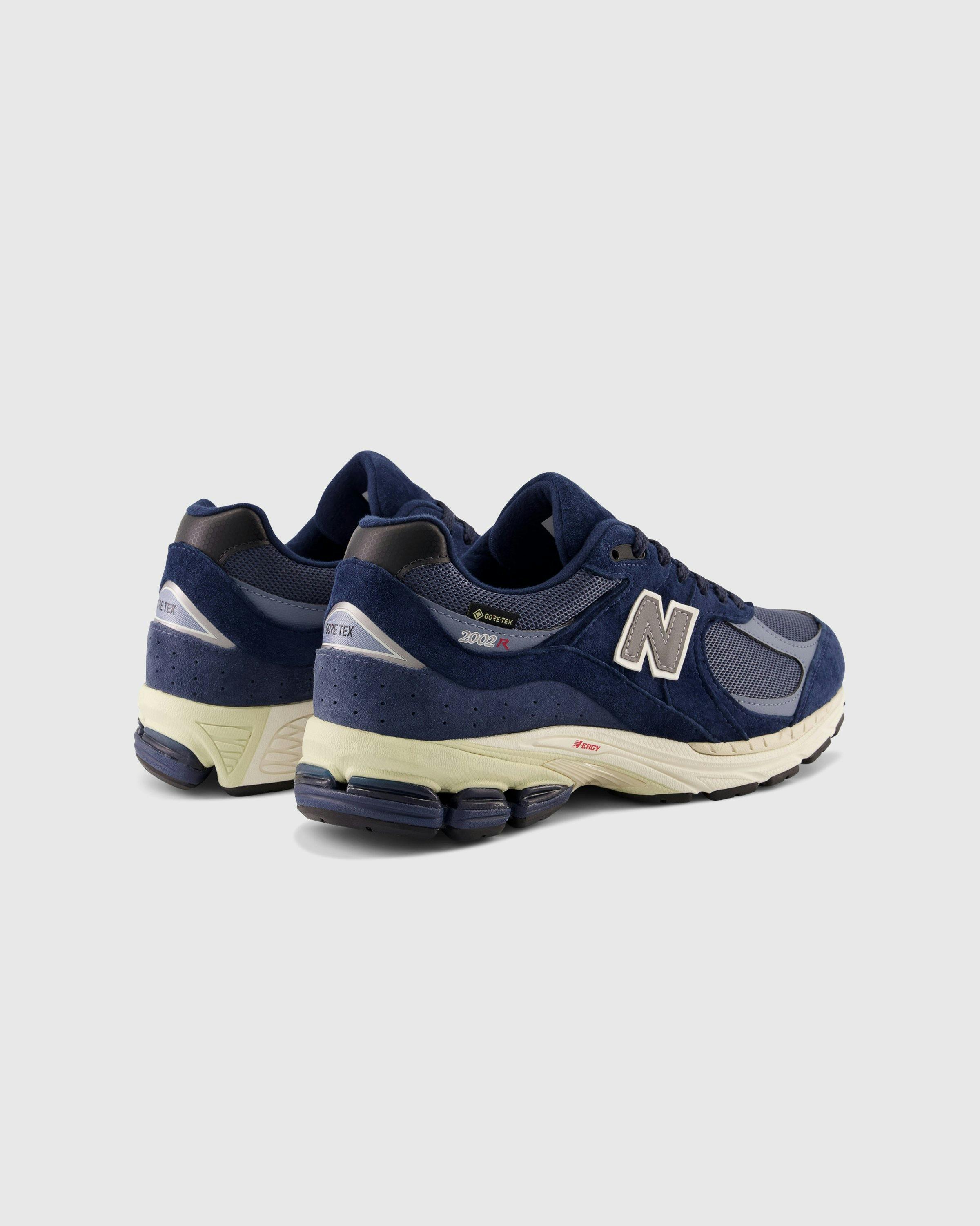 New Balance - M 2002 RXF Navy - Footwear - Blue - Image 4