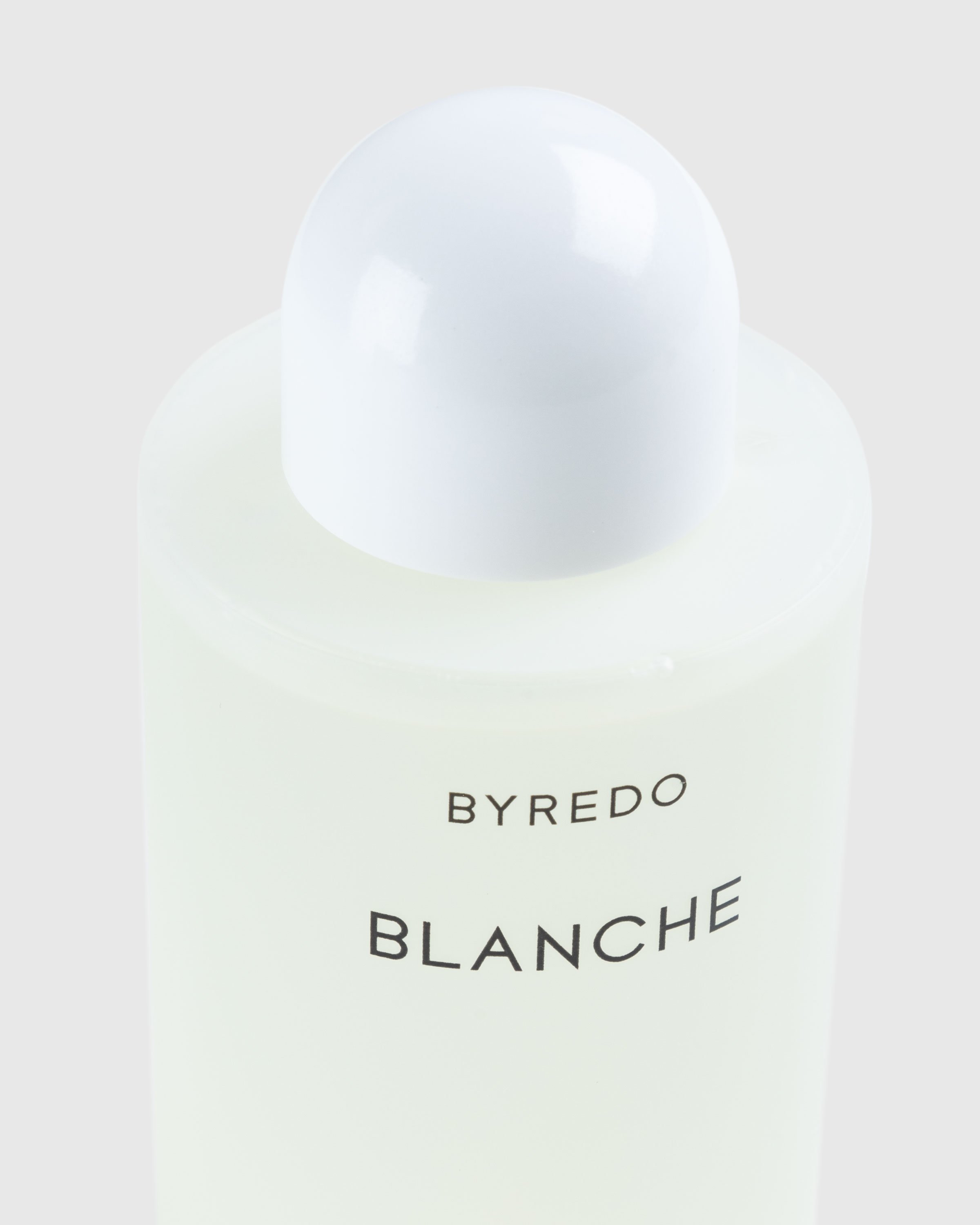 Byredo - Body Wash 225ml Blanche - Lifestyle - Transparent - Image 2