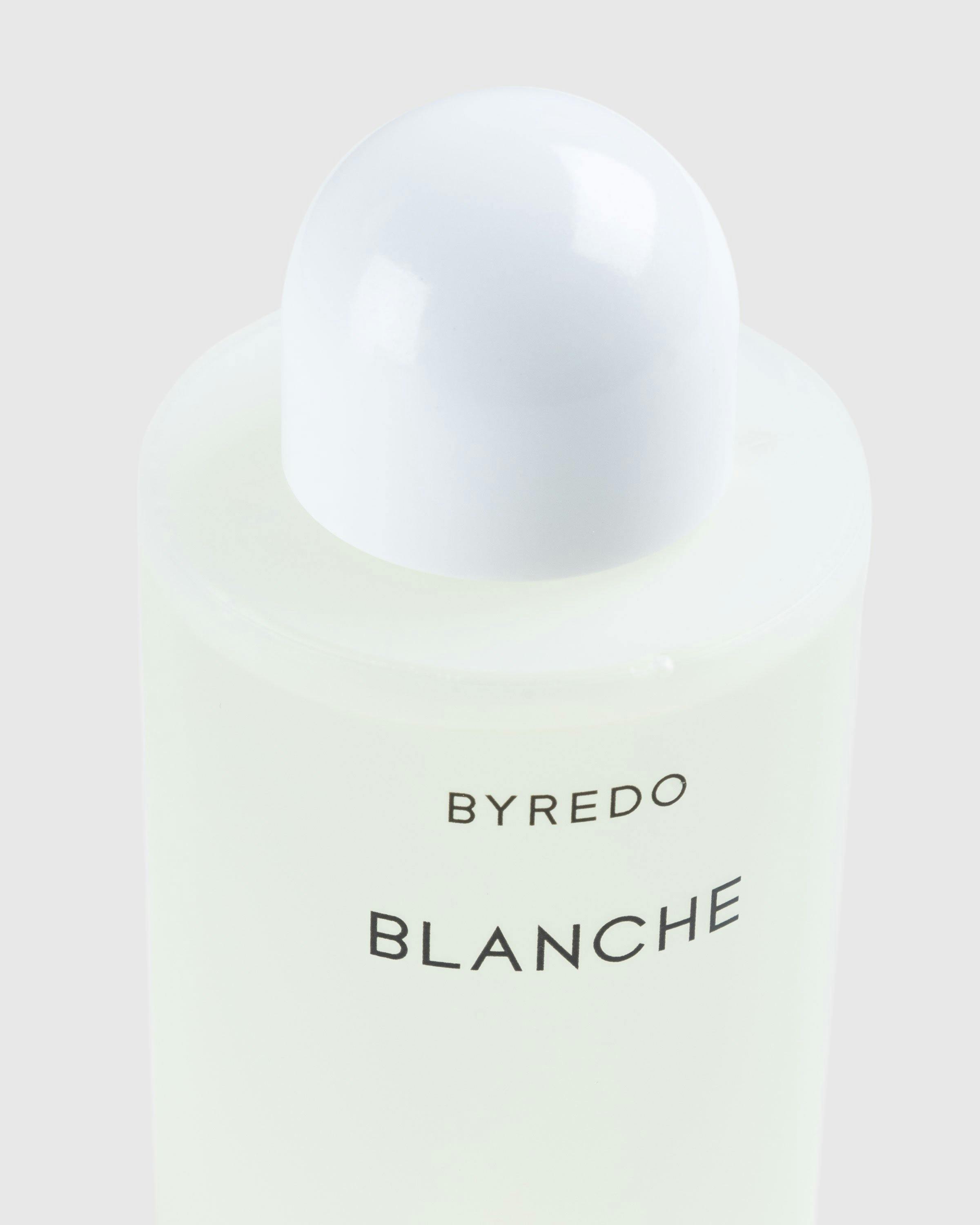 Byredo - Body Wash 225ml Blanche - Lifestyle - Transparent - Image 2