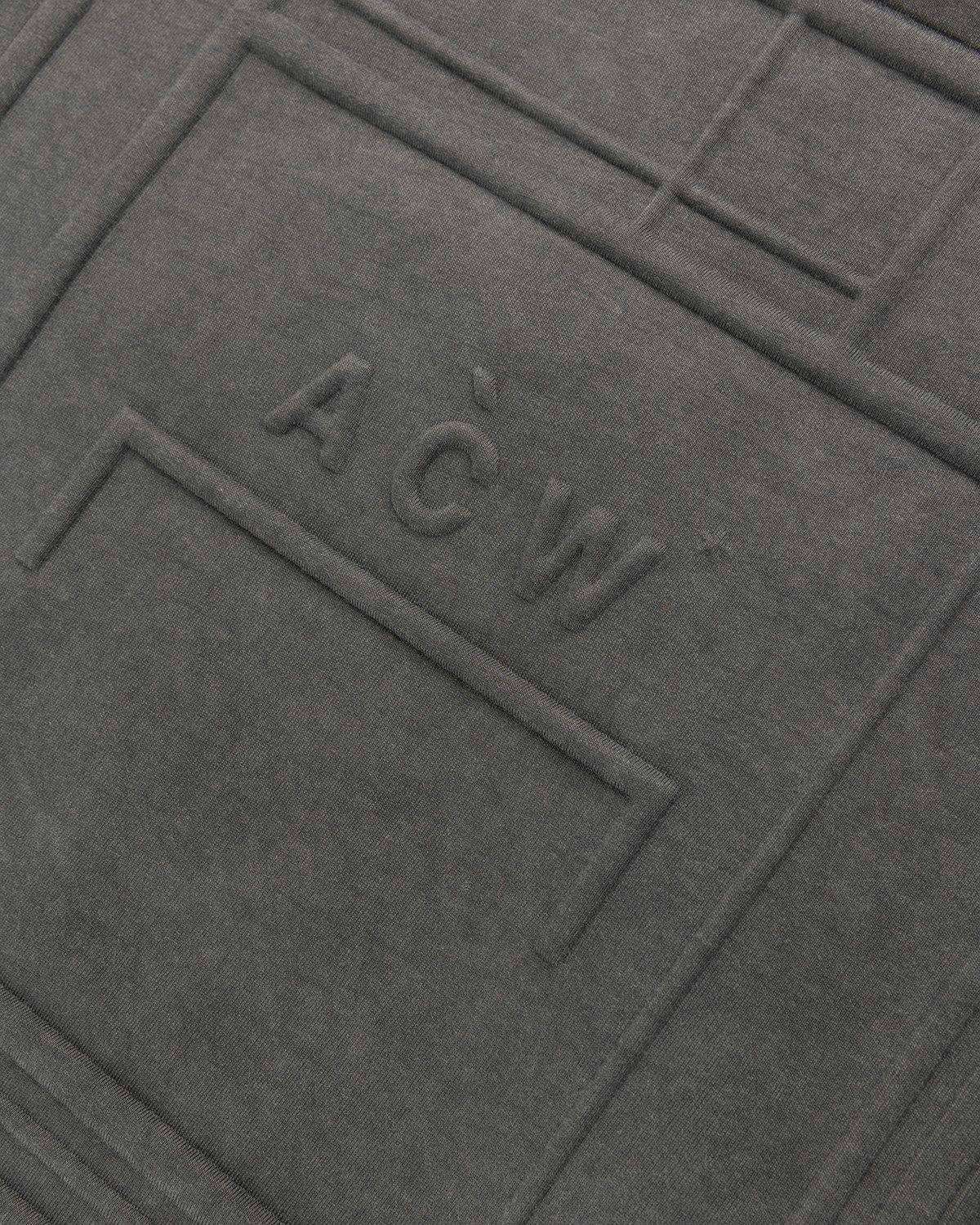 a cold wall solarized