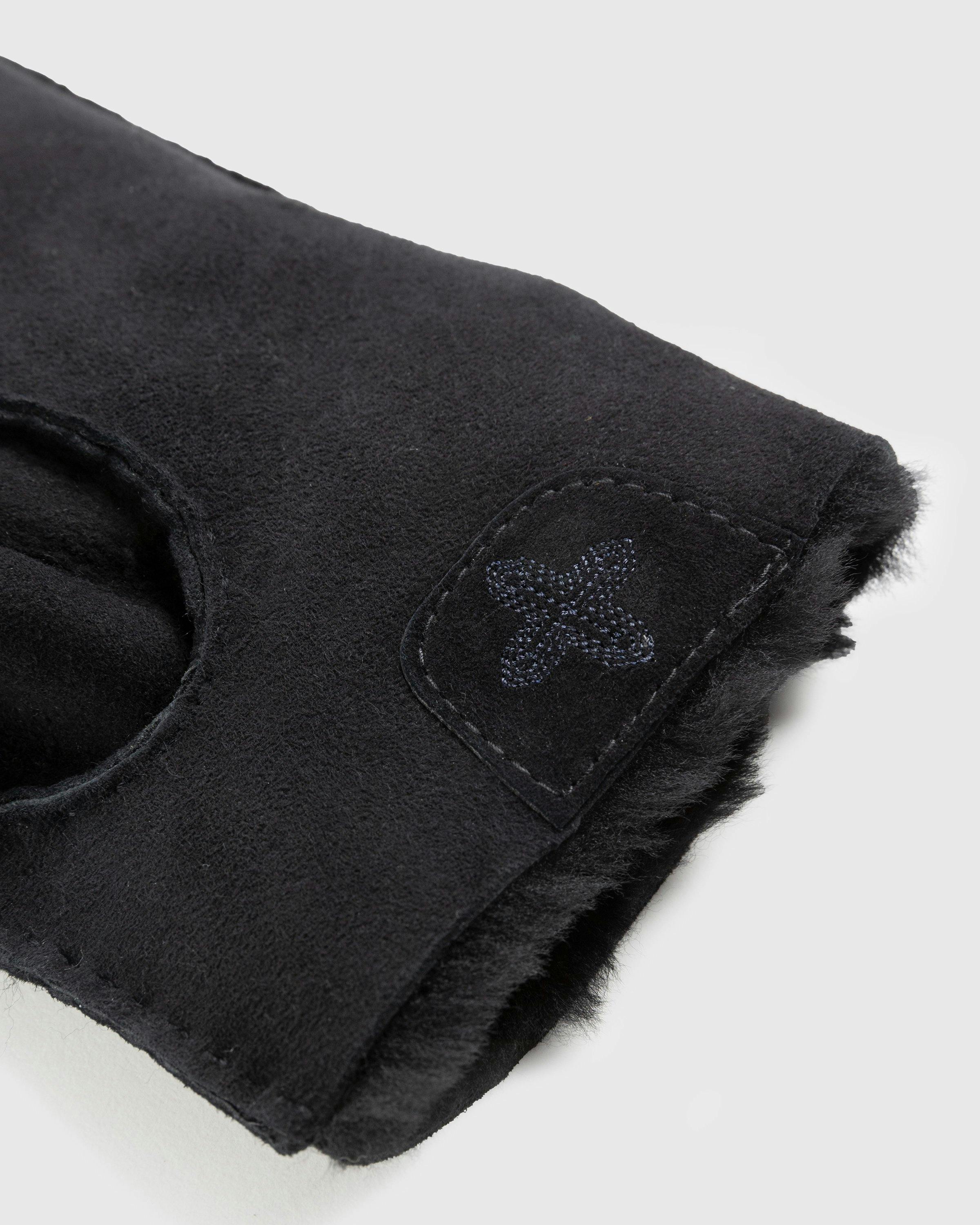 Ugg x Children of the Discordance - Sheepskin Gloves Black - Accessories - Black - Image 5