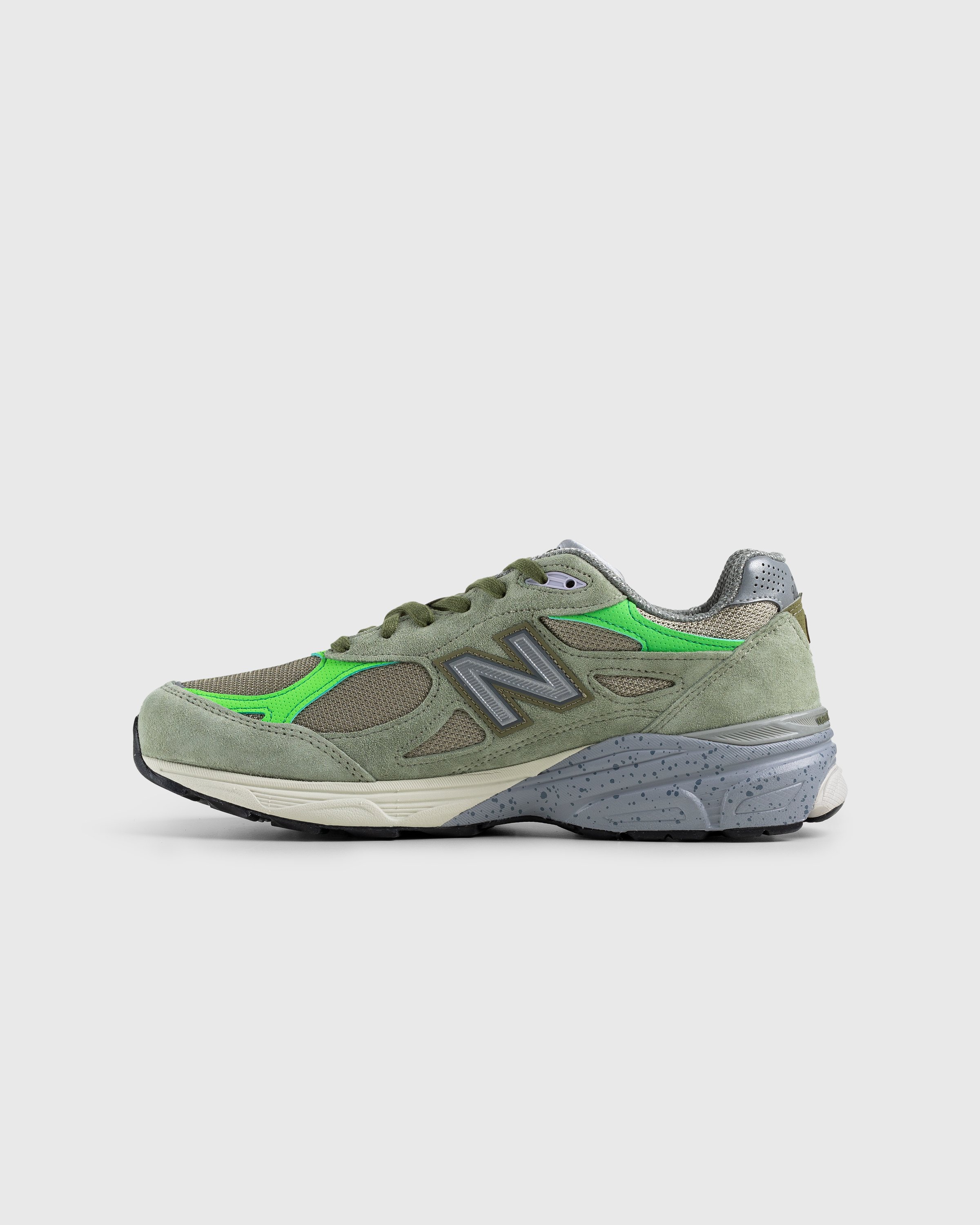Patta x New Balance - M990PP3 Made in USA 990v3 Olive/White Pepper - Footwear - Green - Image 3
