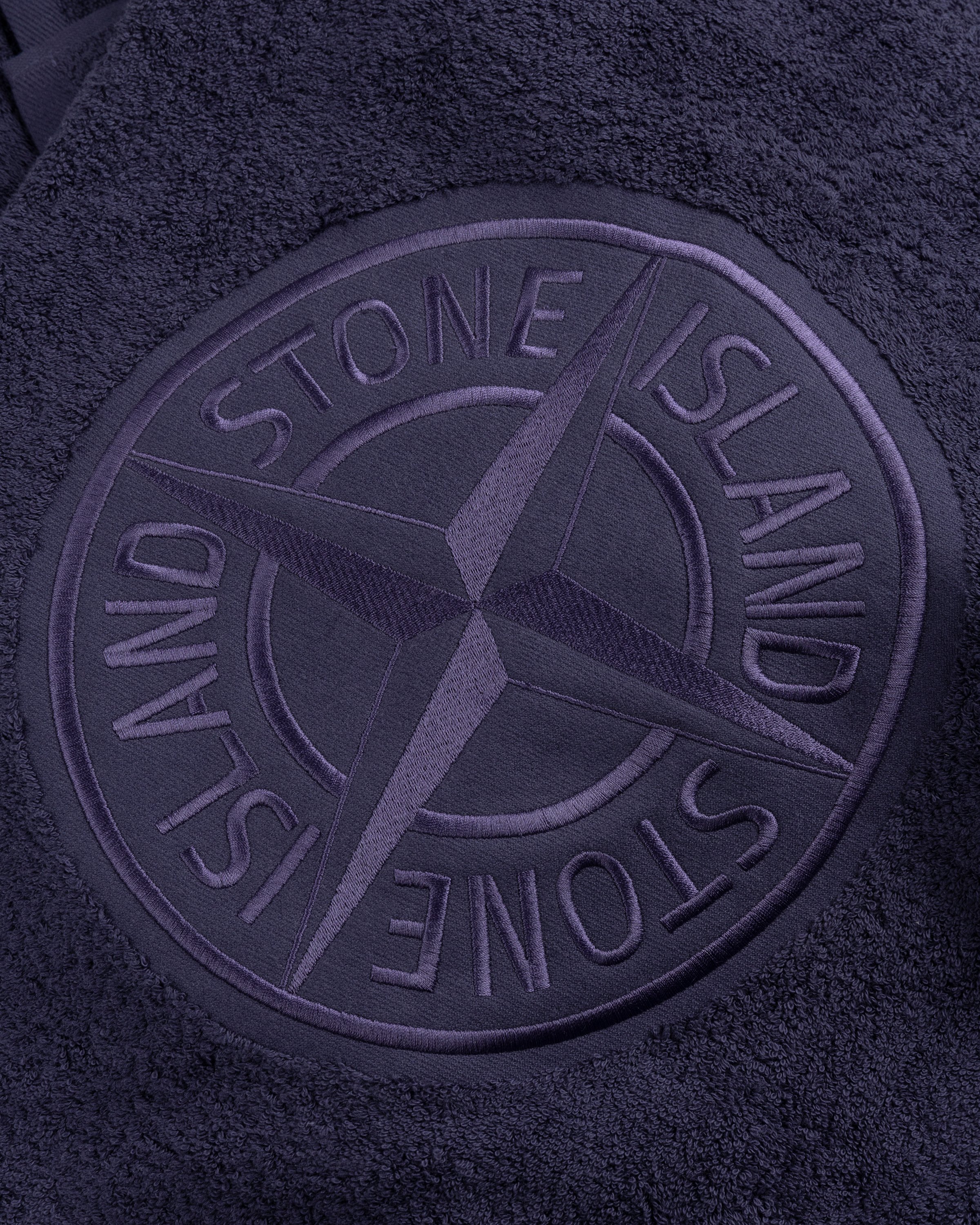 Stone Island - 93466 Logo Beach Towel With Nylon Bag Royal - Lifestyle - Blue - Image 7
