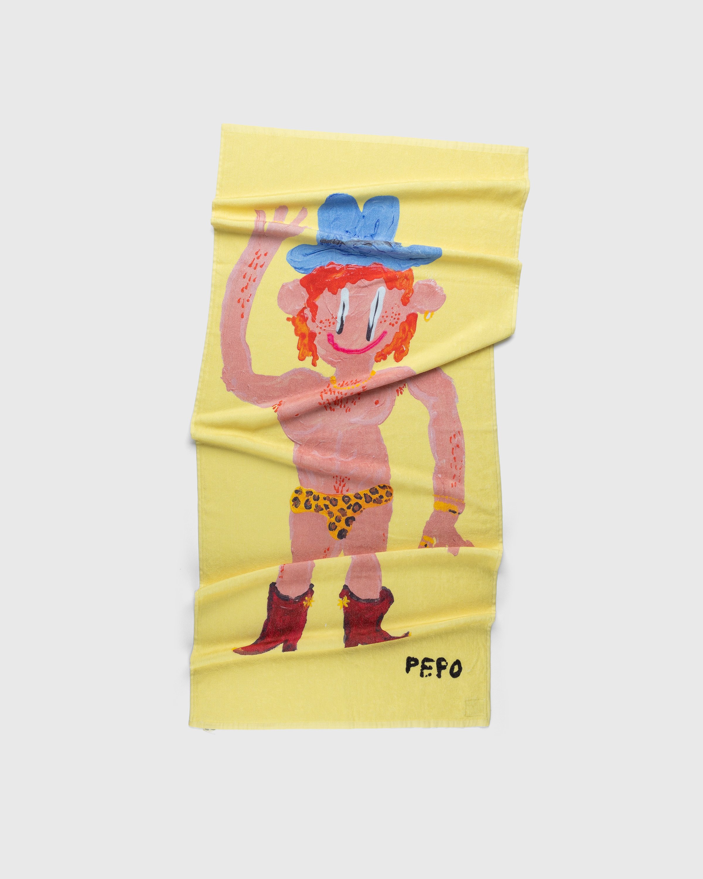 Carne Bollente - Pepo's Dream Towel Multi - Lifestyle - Brown - Image 2