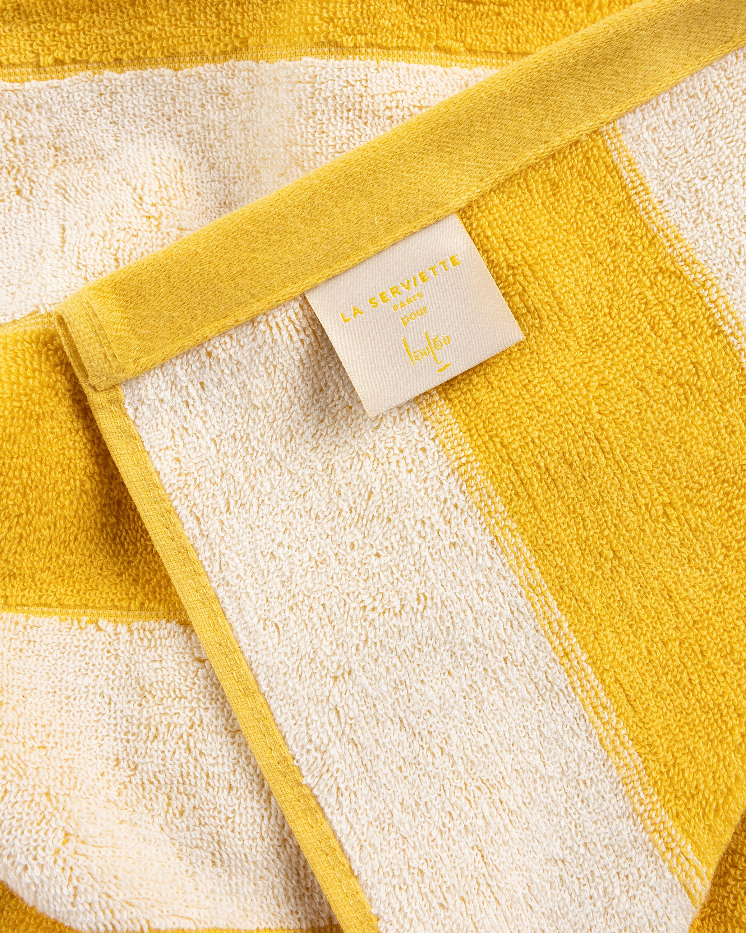 Loulou Paris - Beach Towel - Lifestyle - Yellow - Image 3
