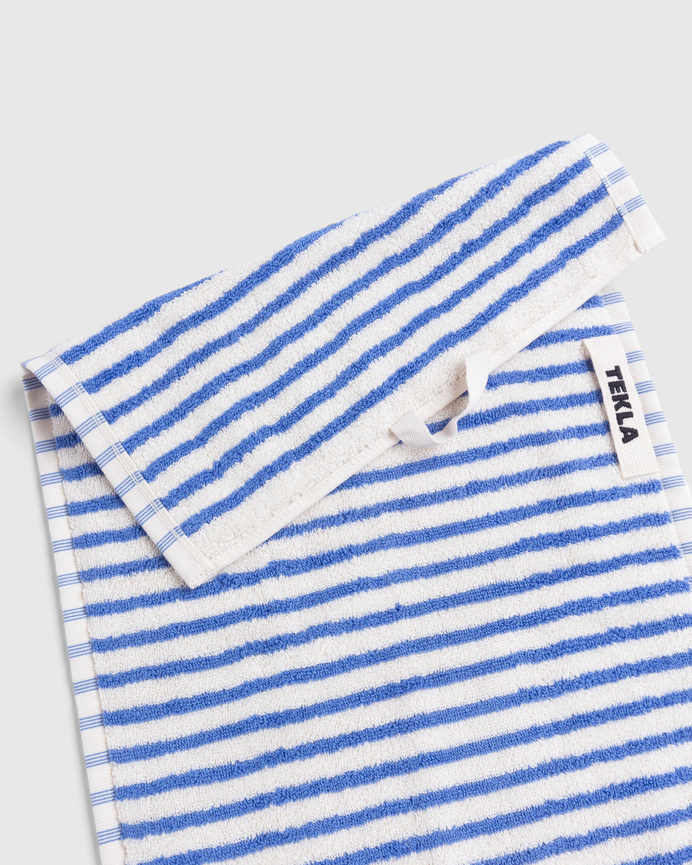 Tekla - Guest Towel Coastal Stripes - Lifestyle - Multi - Image 3