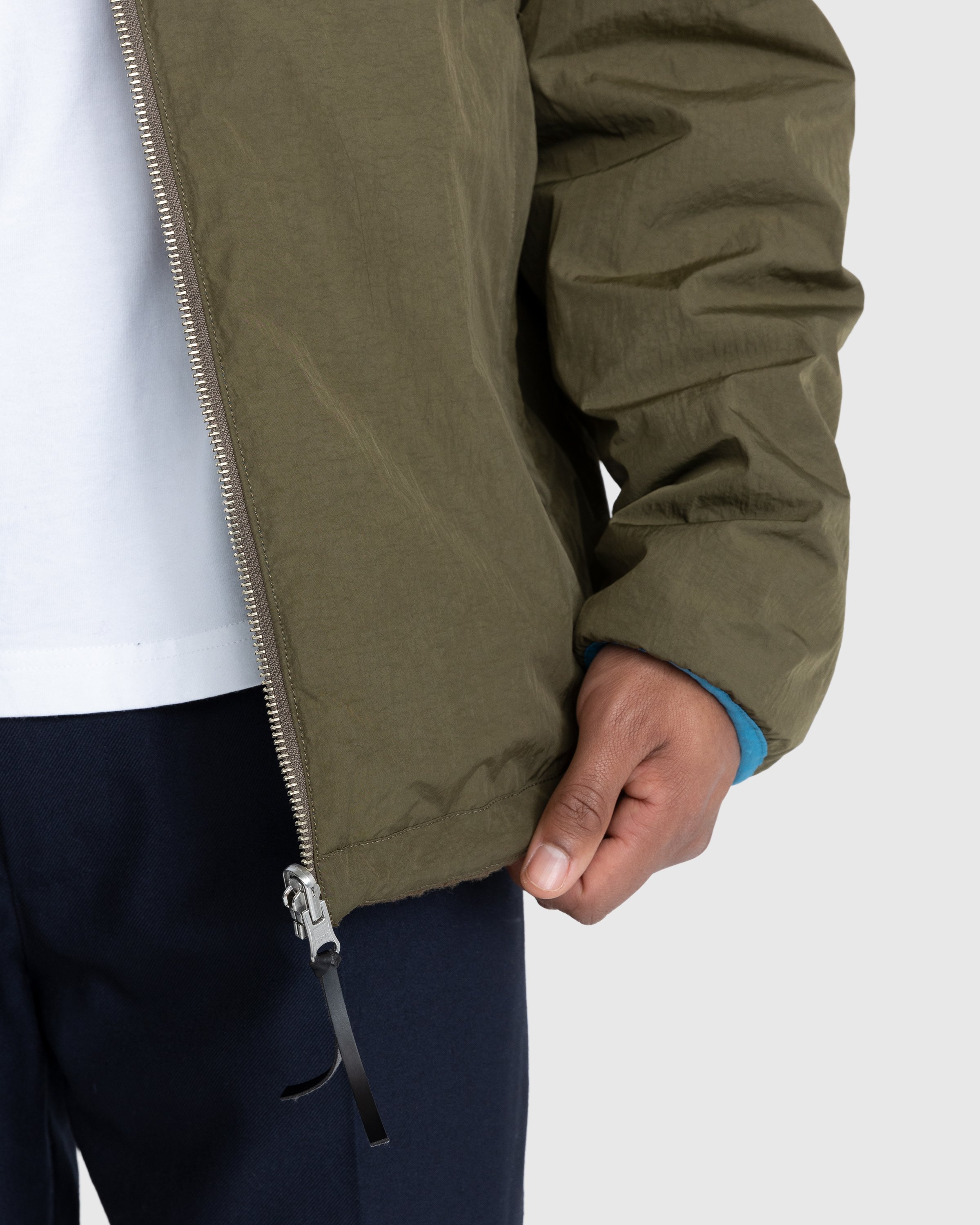 Highsnobiety - Reversible Polar Fleece Zip Jacket Steel Blue/Dark Green - Clothing - Green - Image 10