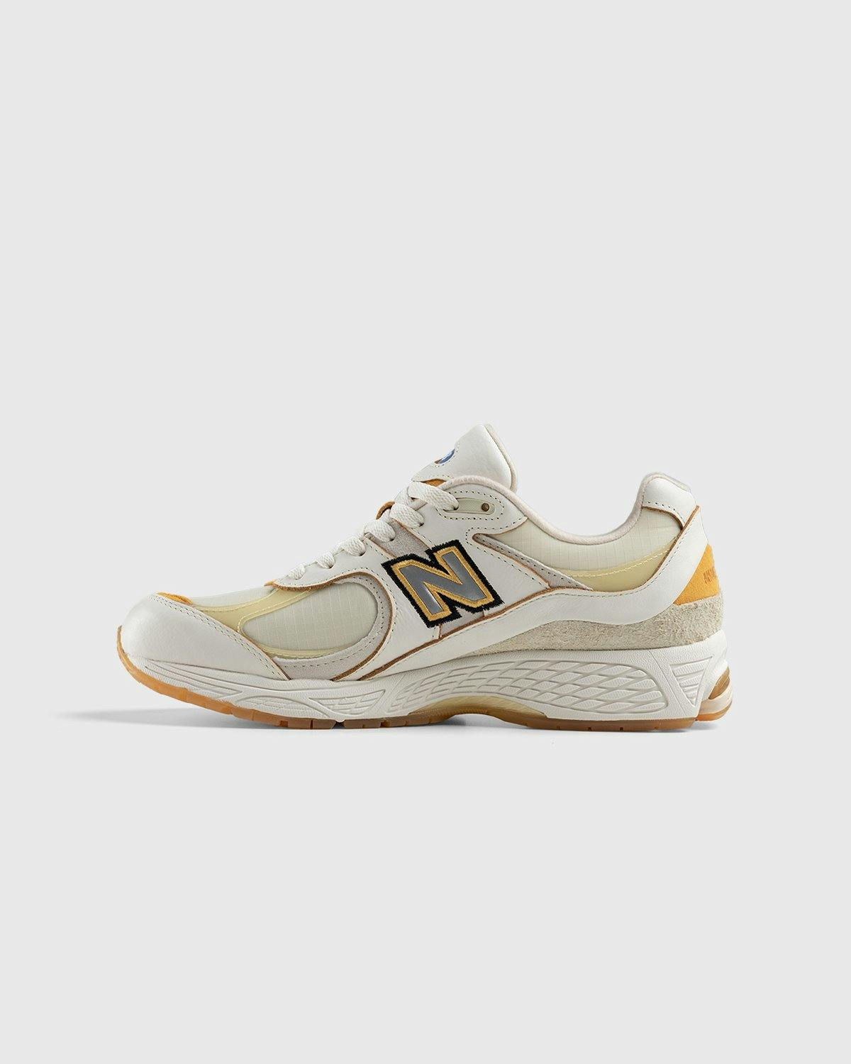 New Balance - M2002RJ1 Dawn Glow - Footwear - Beige - Image 2