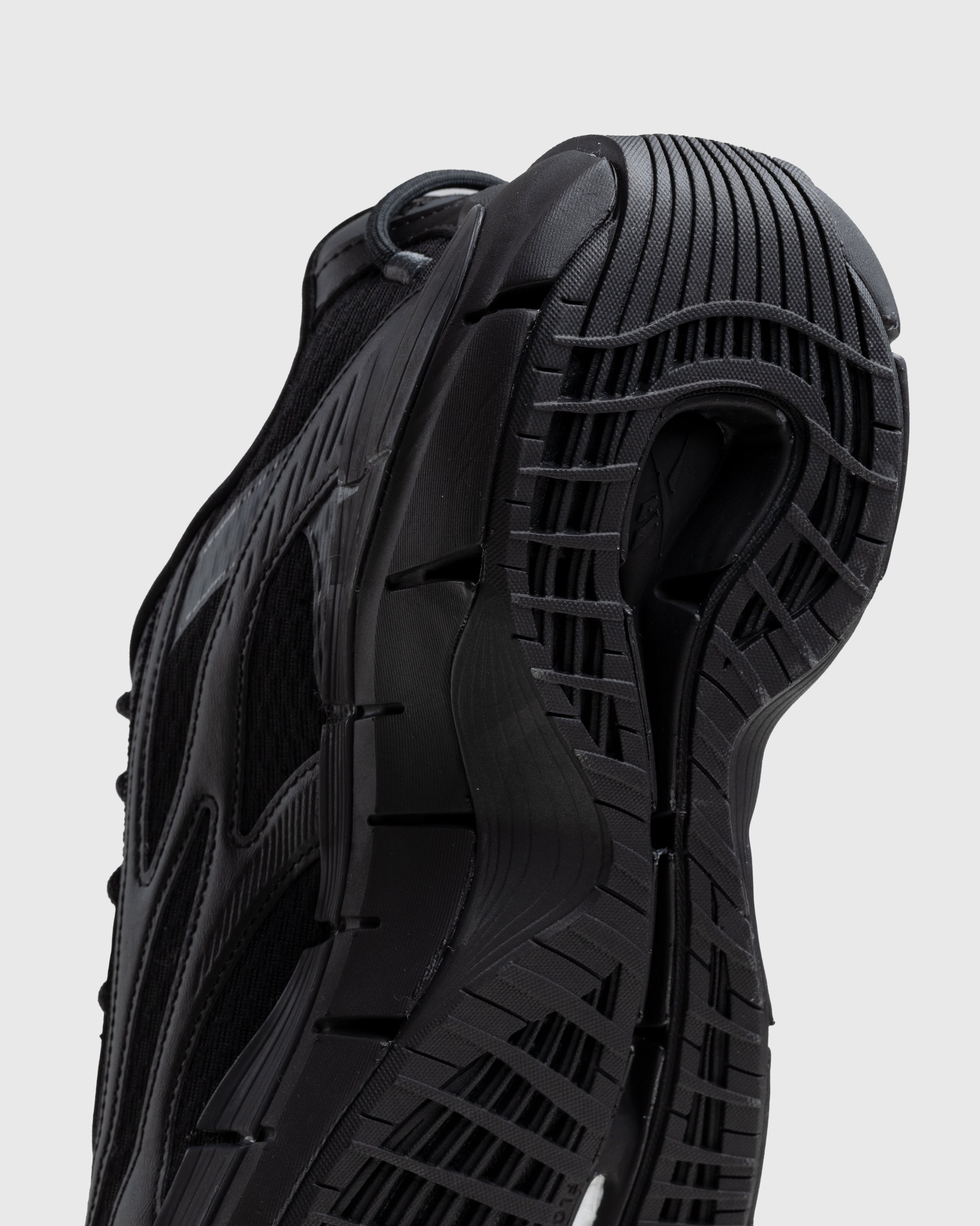 Reebok - Zig Kinetica 2.5 Black - Footwear - Black - Image 6