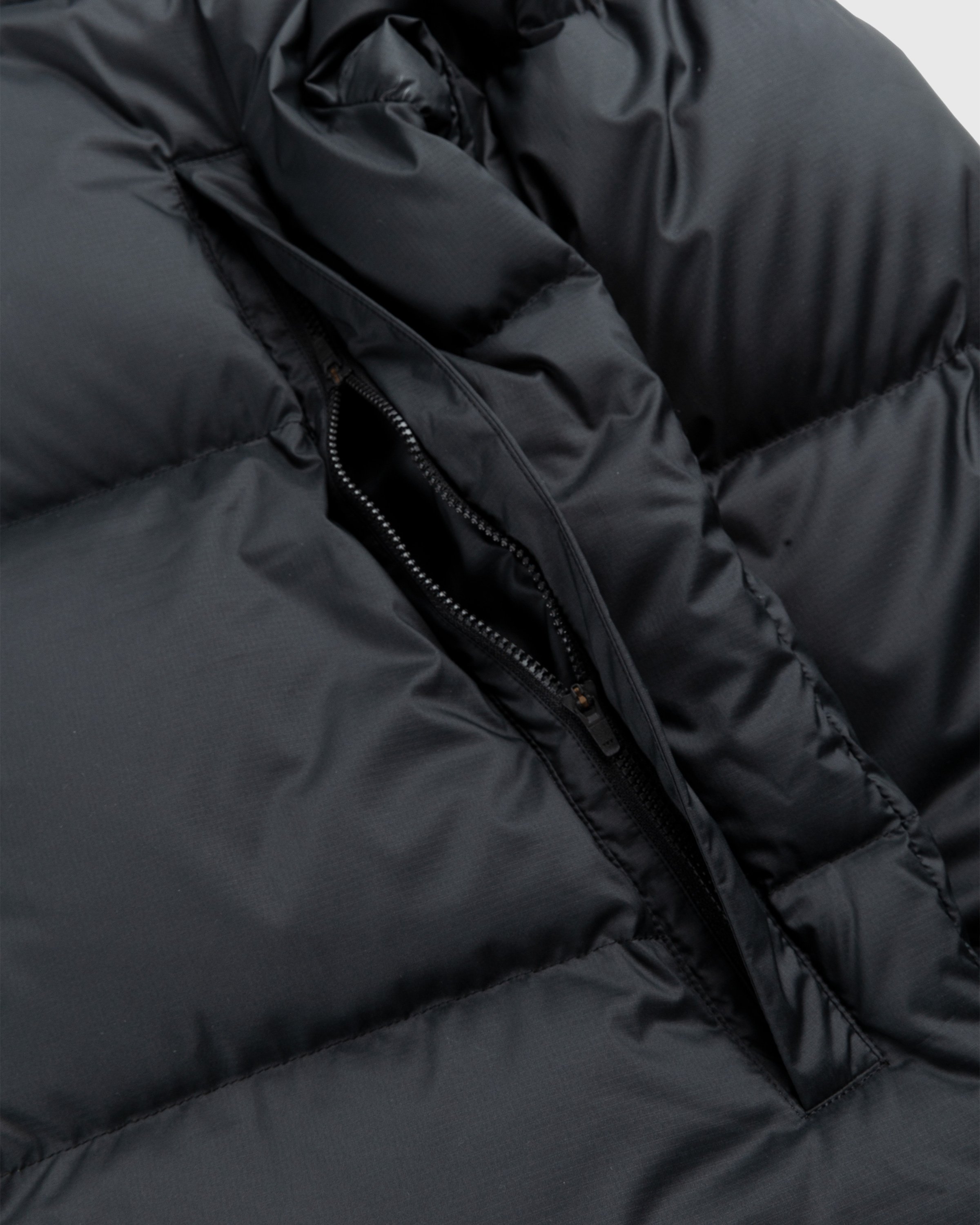 Snow Peak - Recycled Lightweight Down Jacket Black - Clothing - Black - Image 4