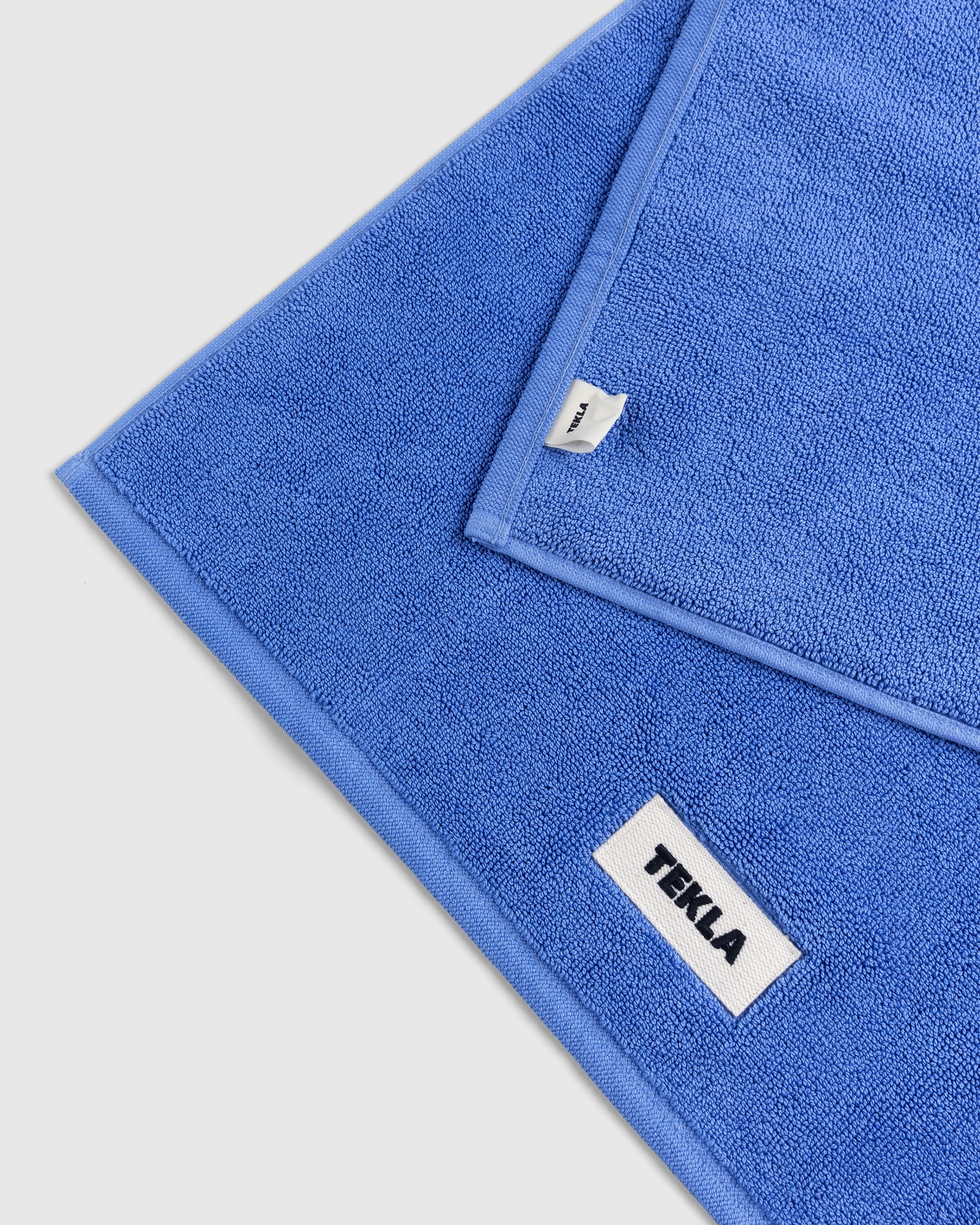 Tekla - Bath Mat Solid Clear Blue - Lifestyle - Blue - Image 3