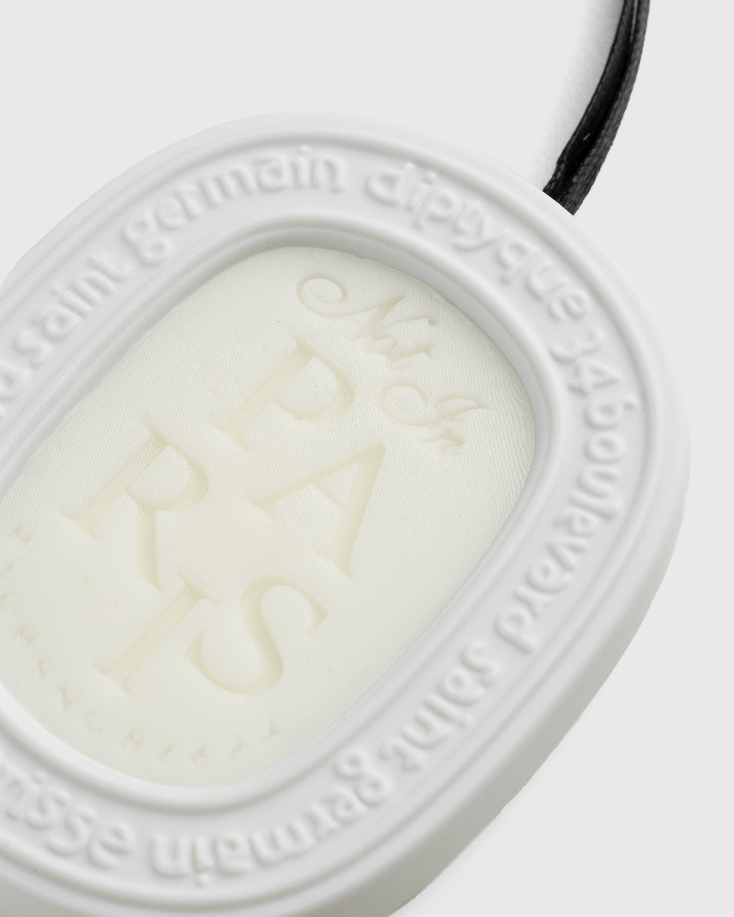 Diptyque x Highsnobiety - Not In Paris 4 Scented Oval White - Lifestyle - White - Image 4