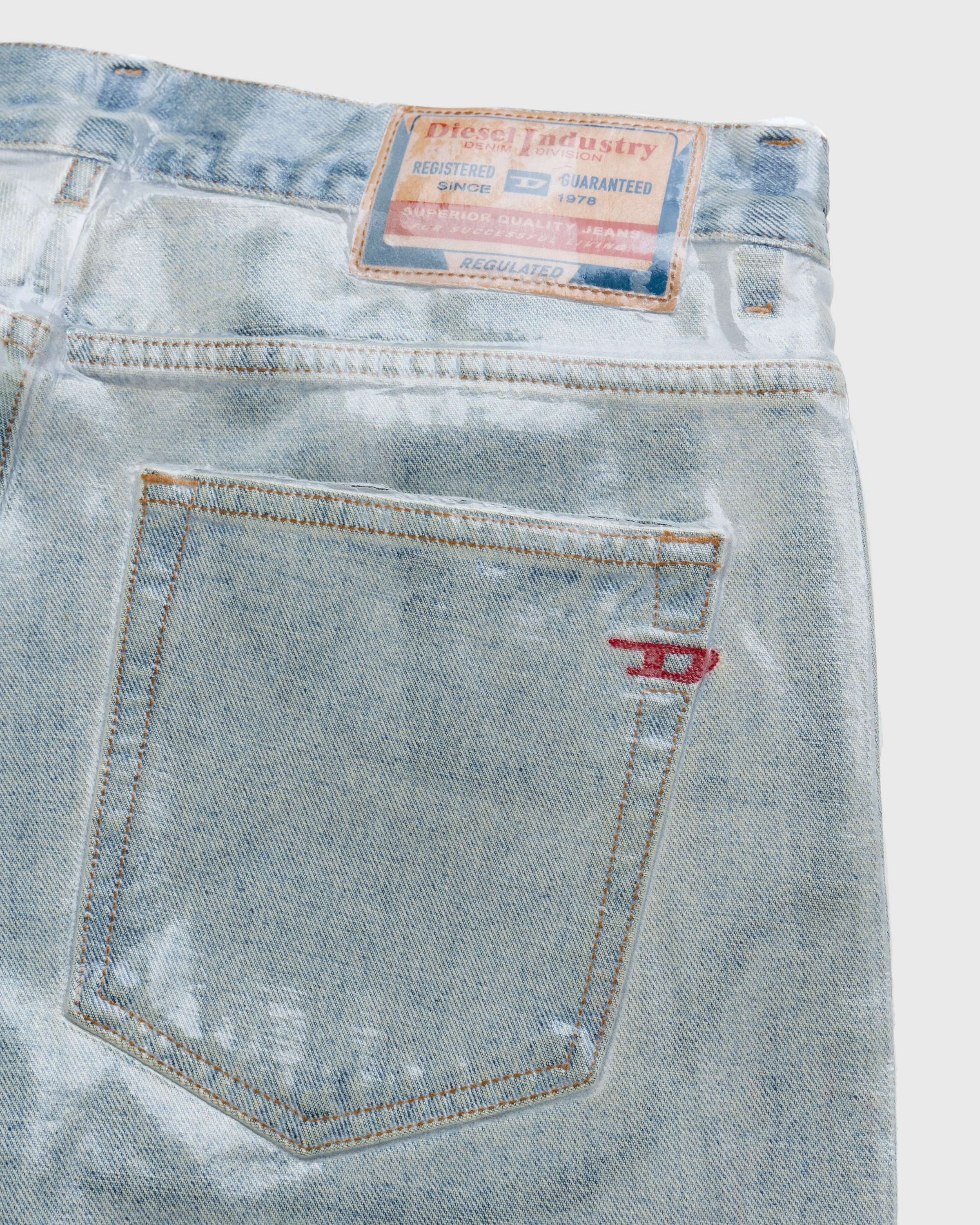 Diesel - Viker Straight Jeans Blue - Clothing - Blue - Image 5