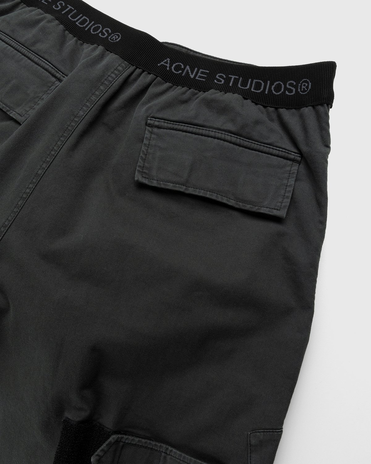 Acne Studios - Chevron Cargo Pants Anthracite Grey - Clothing - Grey - Image 4