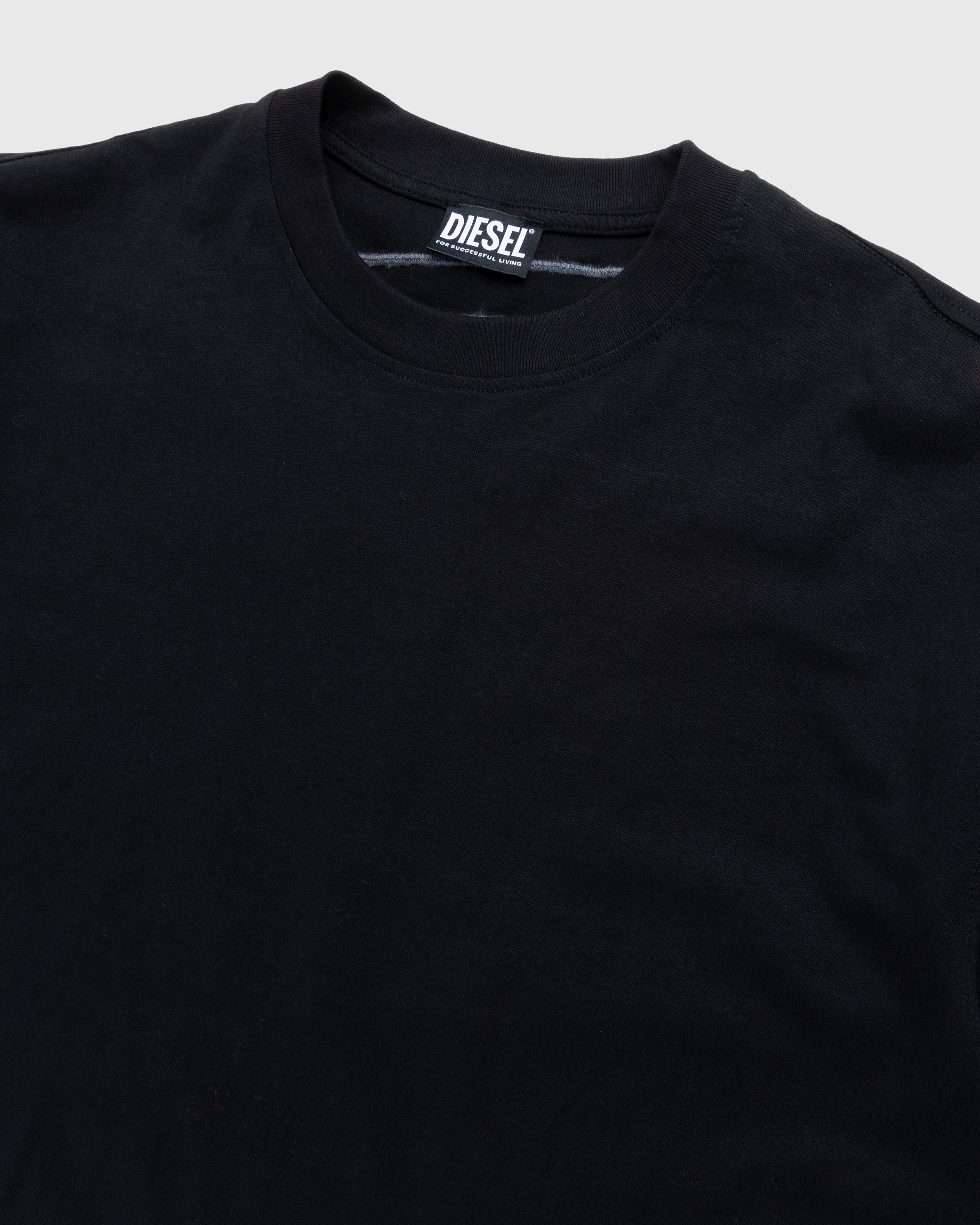 Diesel - Boggy Megoval T-Shirt Black - Clothing - Black - Image 4