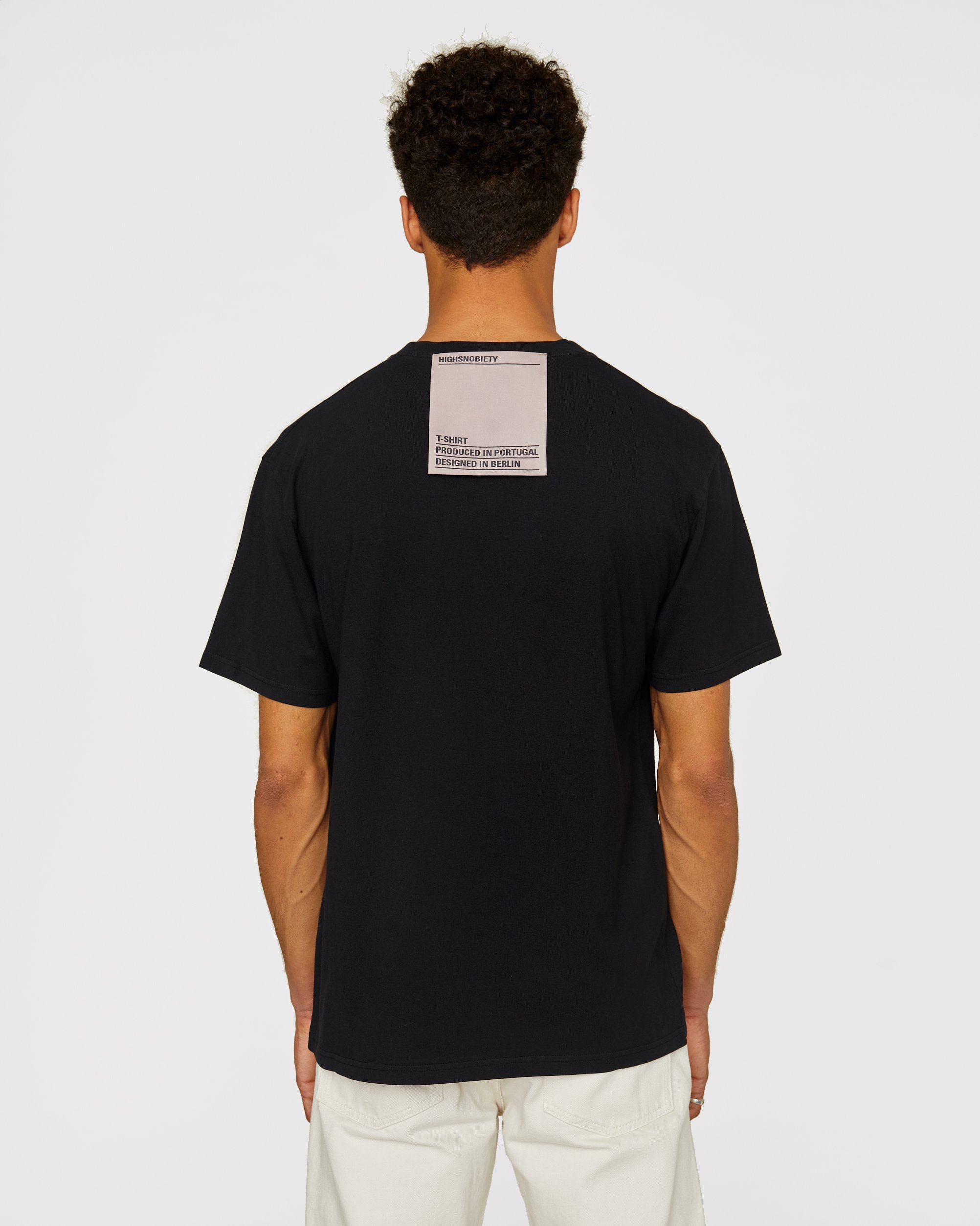 Highsnobiety - Staples T-Shirt Black - Clothing - Black - Image 3