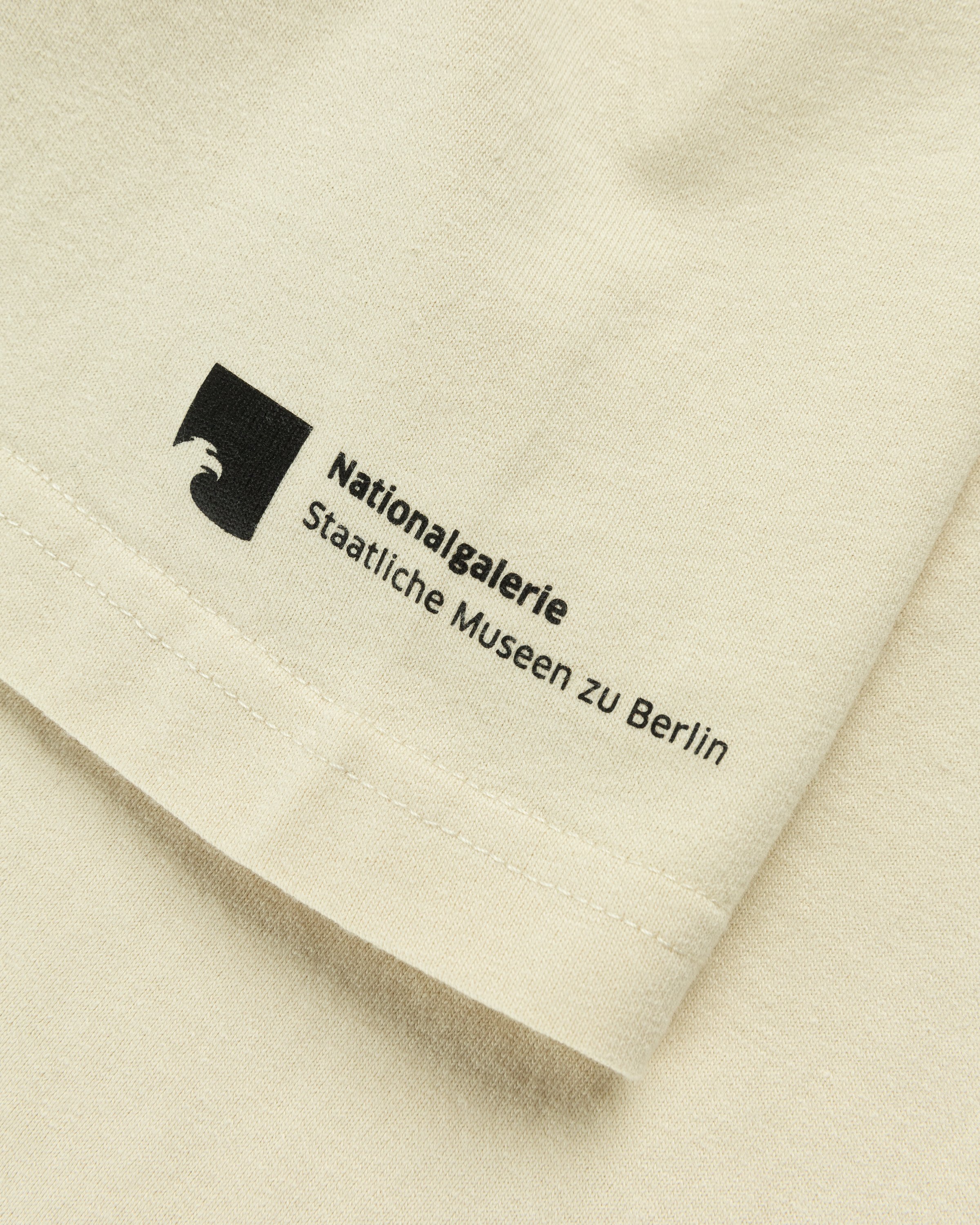 Neue Nationalgalerie x Highsnobiety - BERLIN, BERLIN 3 T-Shirt Off-White - Clothing - Beige - Image 4