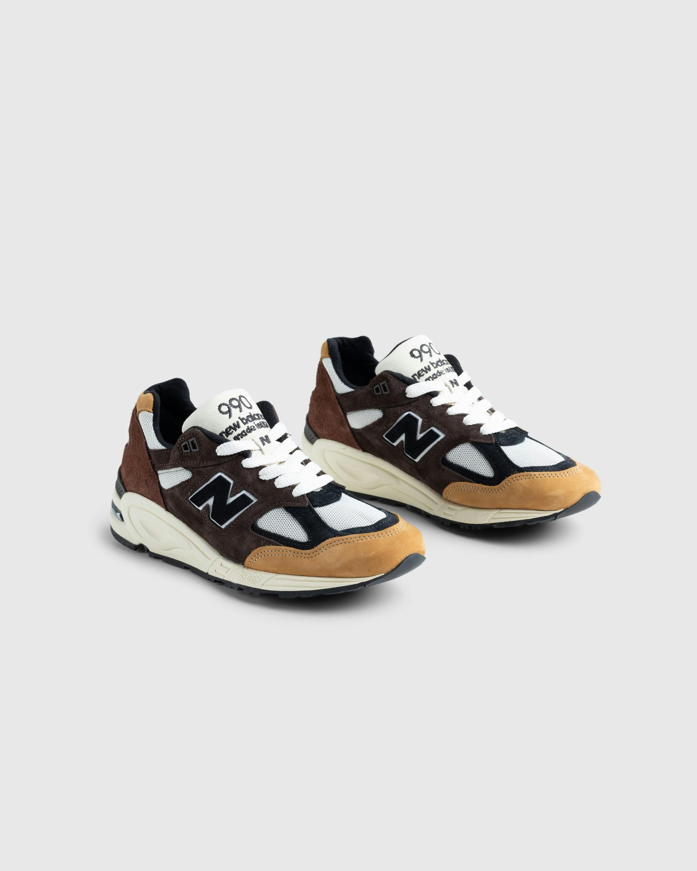 New Balance - M 990 BB2 Brown - Footwear - Black - Image 3