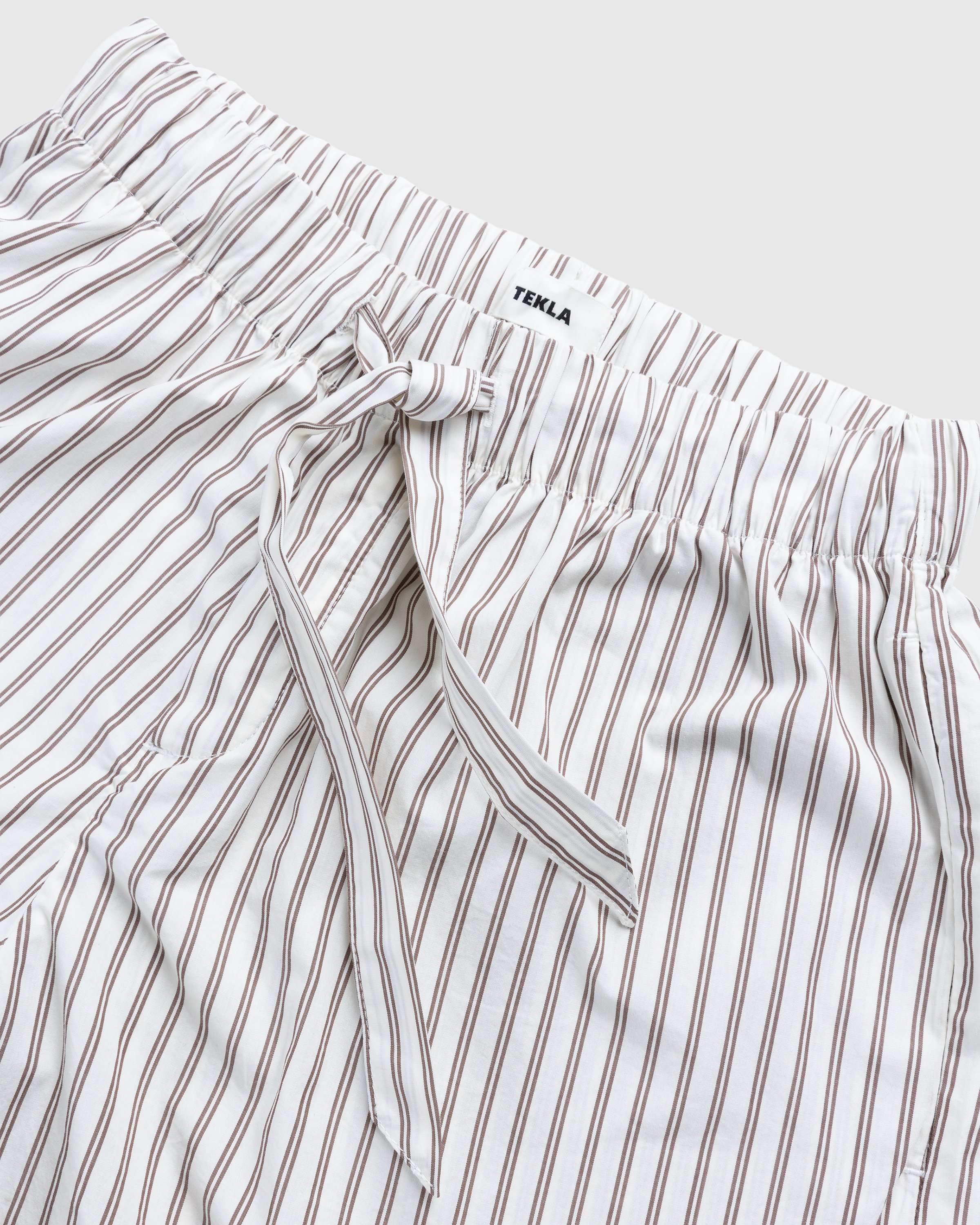 Tekla - Cotton Poplin Pyjamas Shorts Hopper Stripes - Clothing - Beige - Image 3