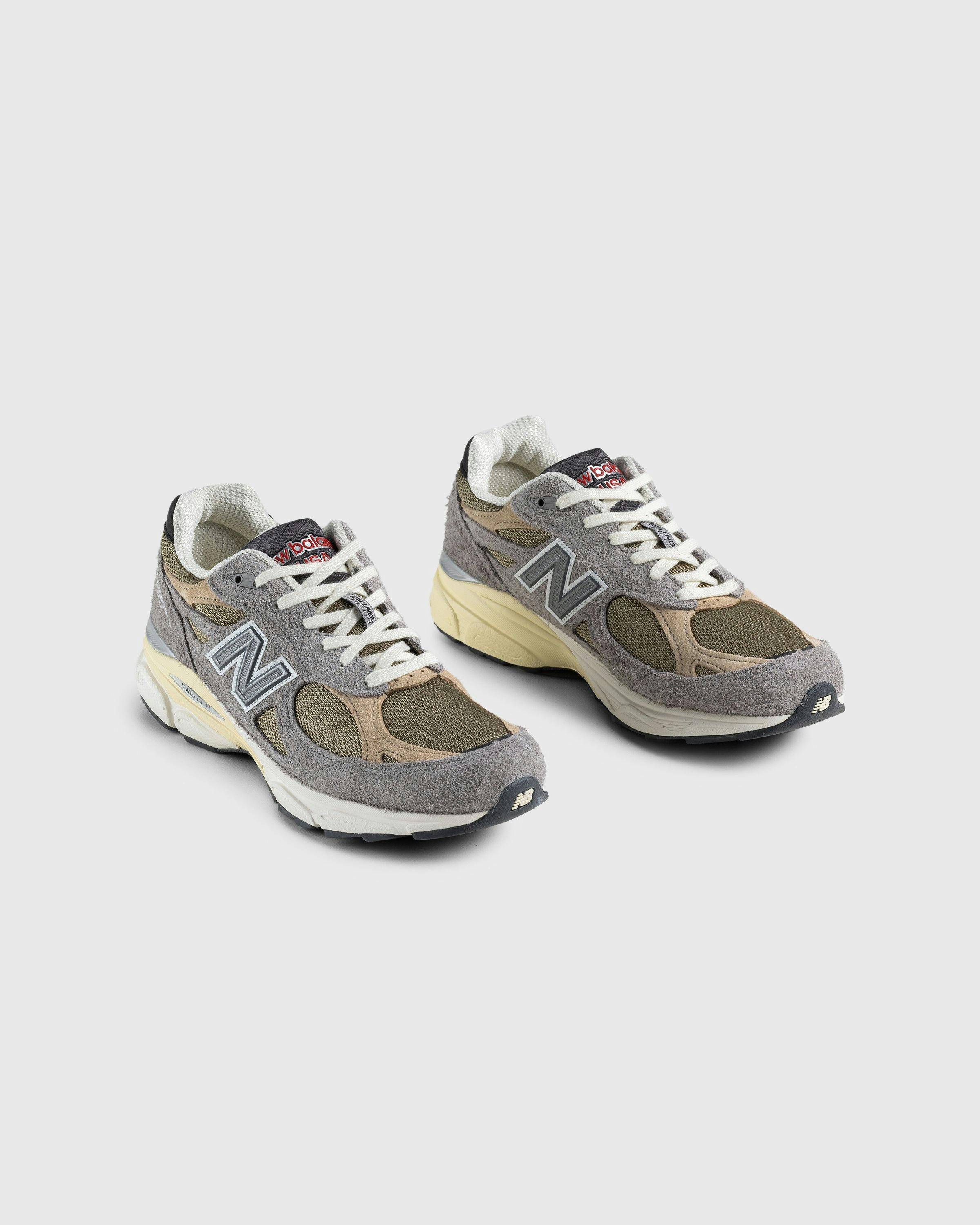 New Balance - M990TG3 Grey - Footwear - Grey - Image 4