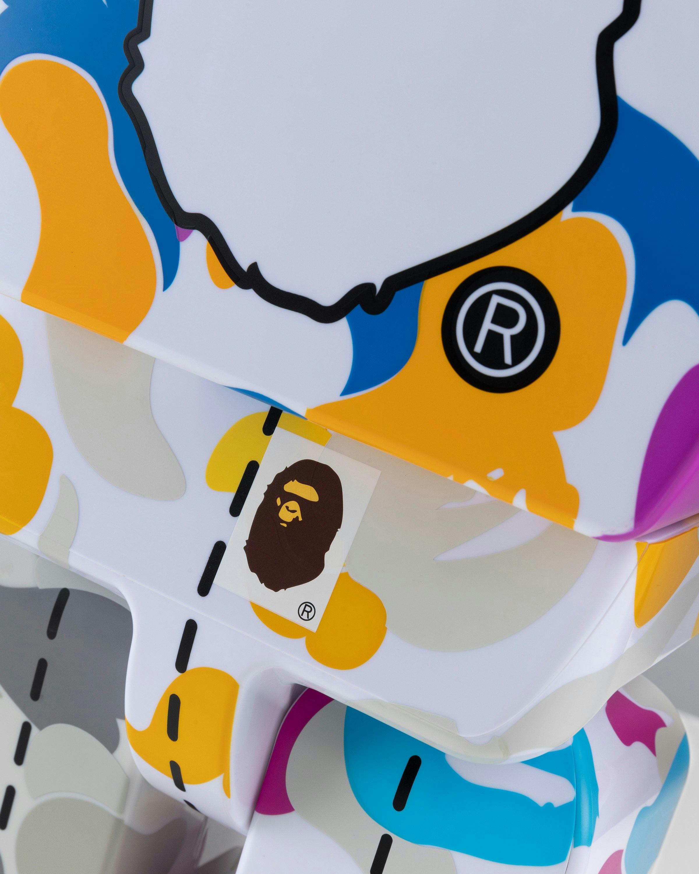 Medicom - Be@rbrick BAPE Camo 28th Anniversary 400% Multi #2 - Lifestyle - Multi - Image 7