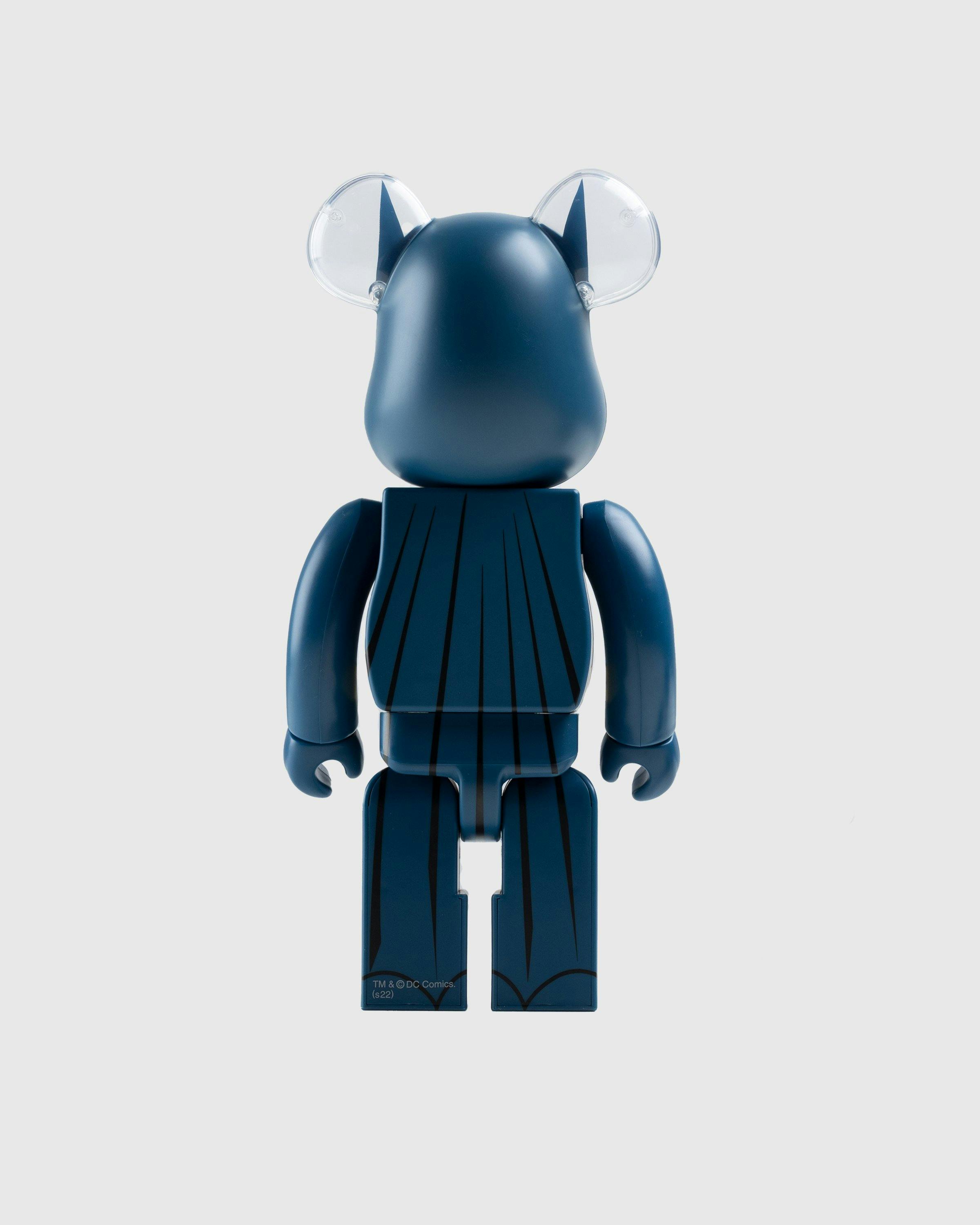 Medicom - BE@RBRICK BATMAN (Batman HUSH Version) 1000% - Lifestyle - Multi - Image 3