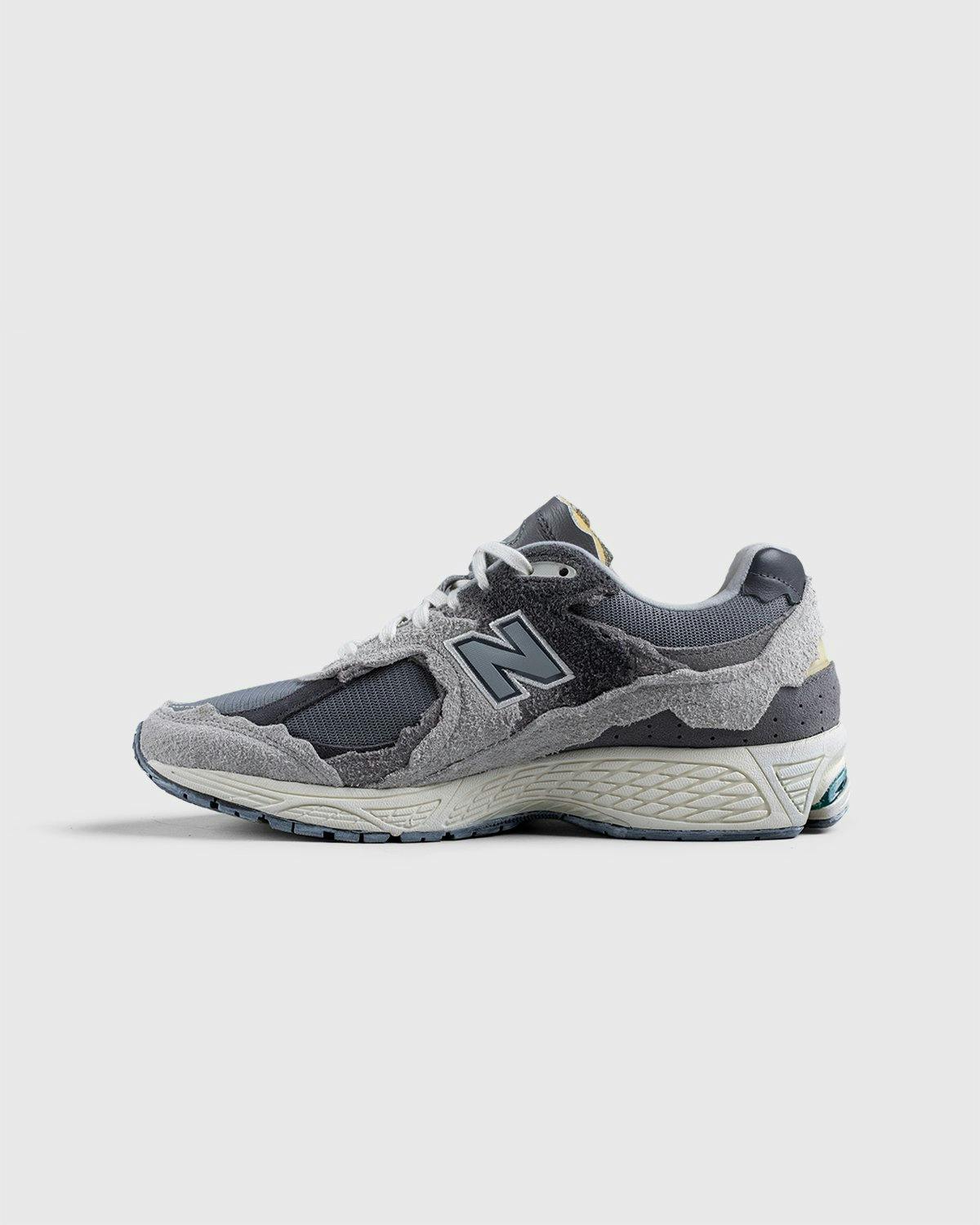 New Balance - M2002RDA Rain Cloud - Footwear - Grey - Image 2