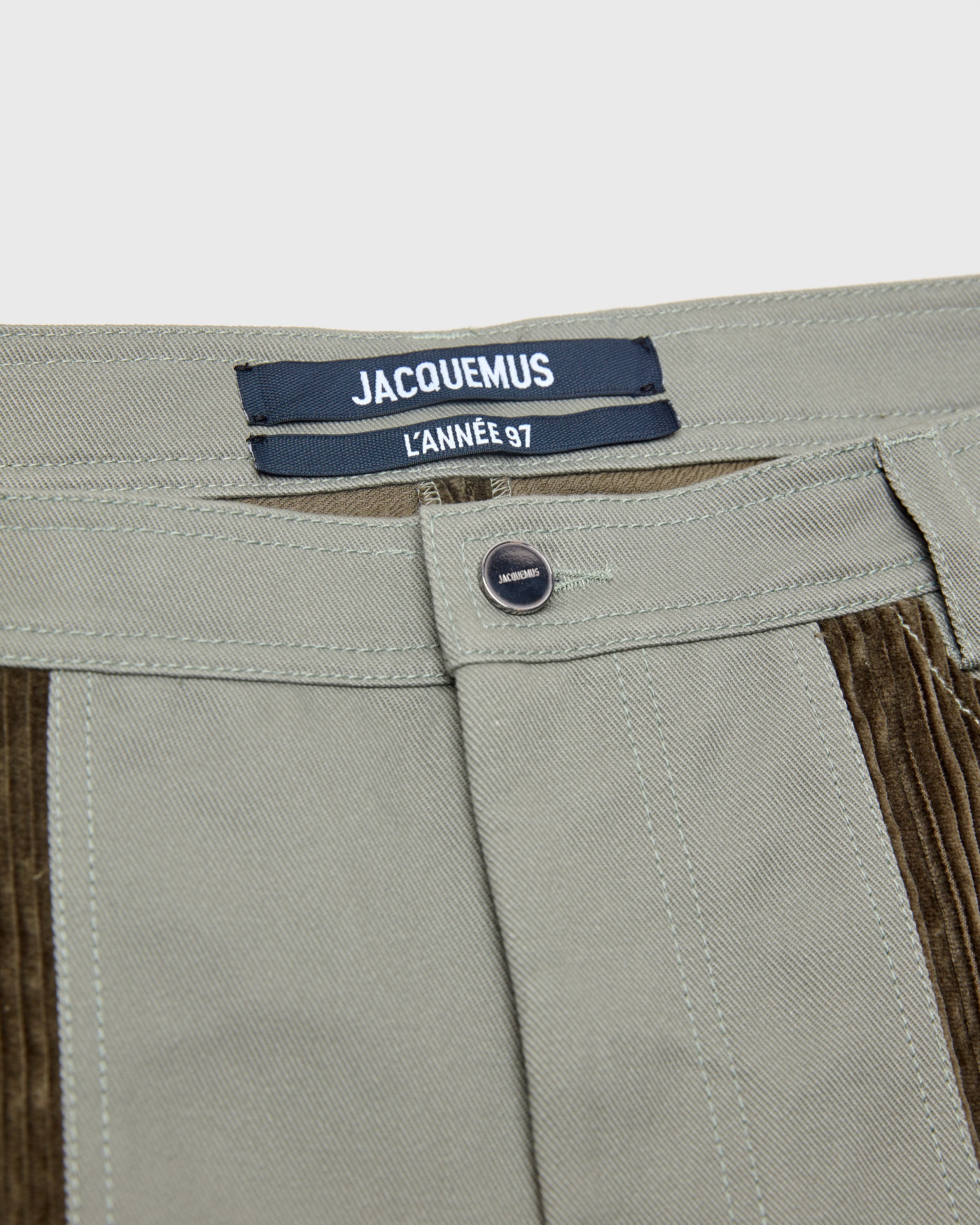 JACQUEMUS - Le Pantalon Bellu Green - Clothing - Green - Image 3
